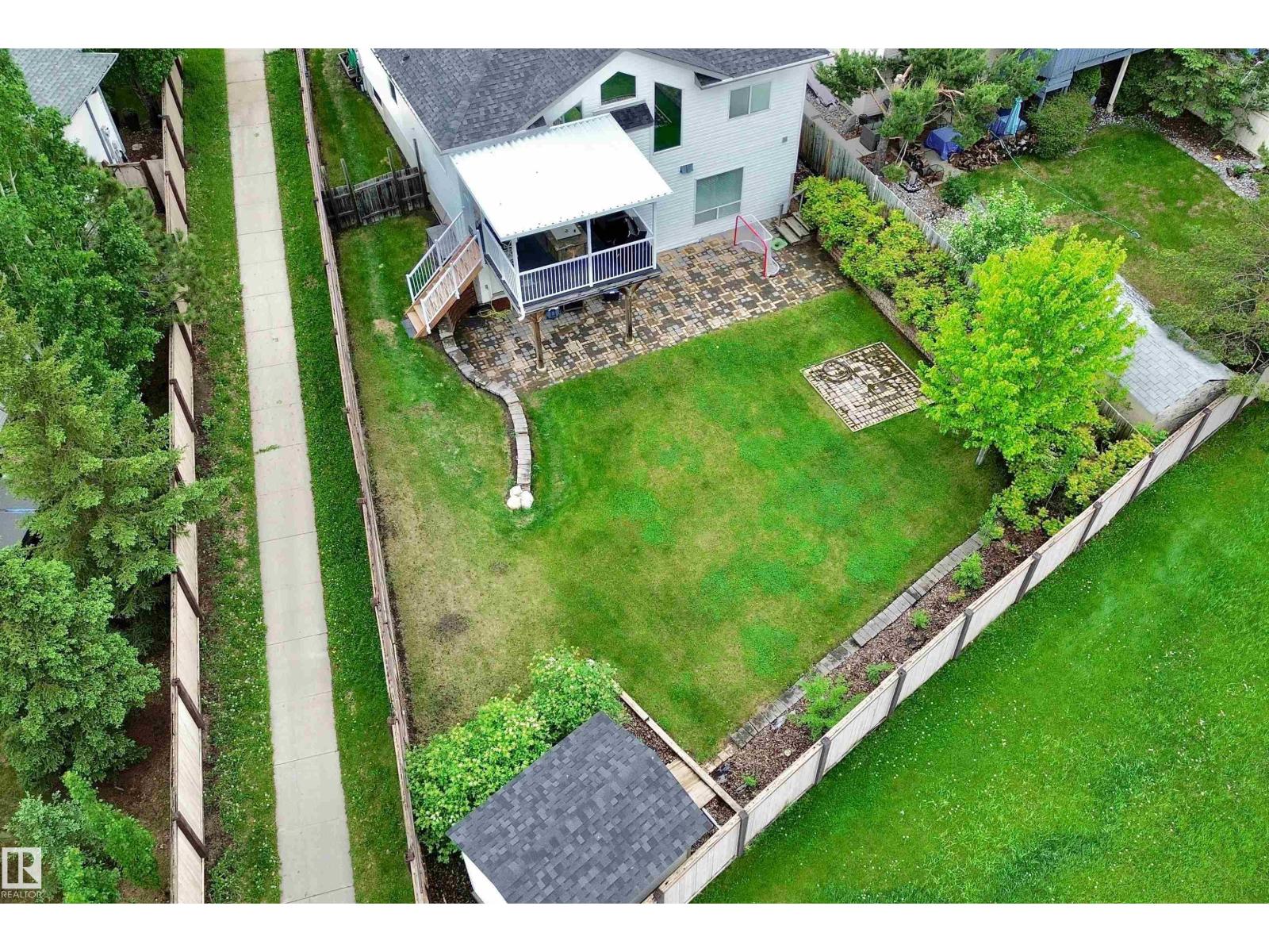 642 MEADOWVIEW CR - 43