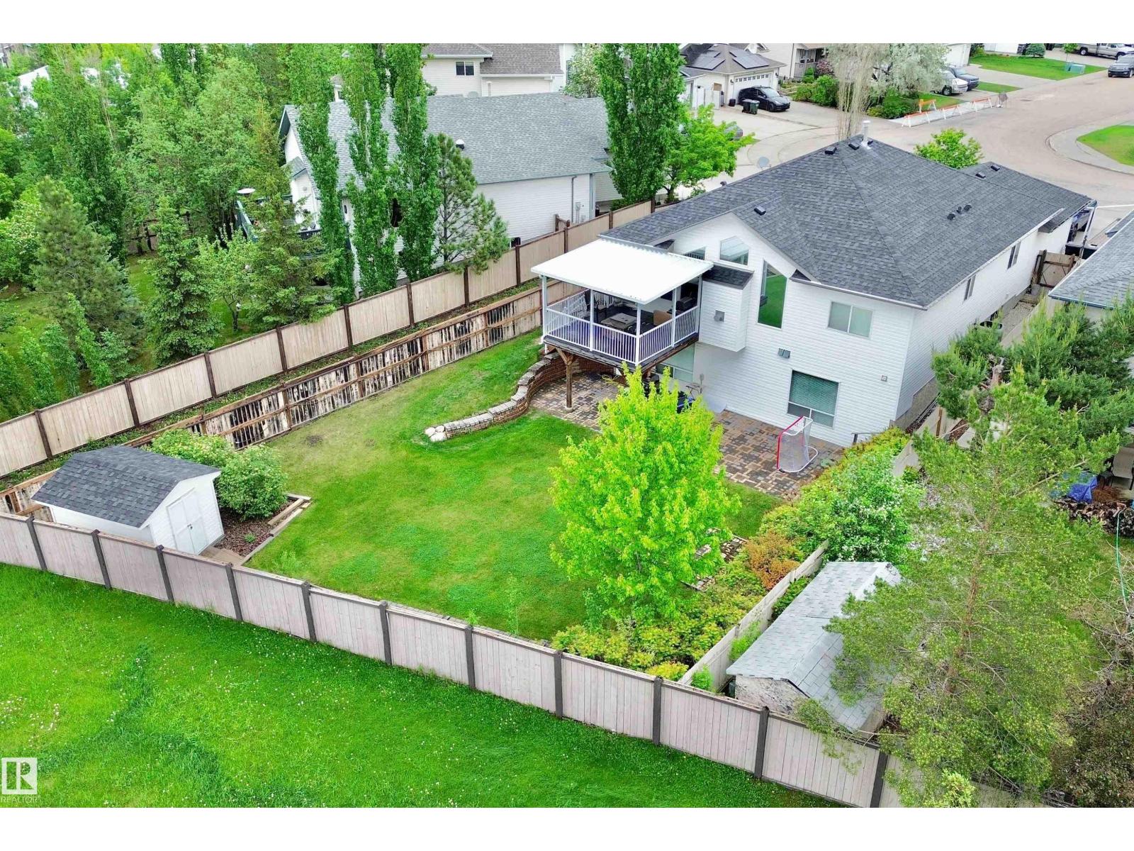 642 MEADOWVIEW CR - 44