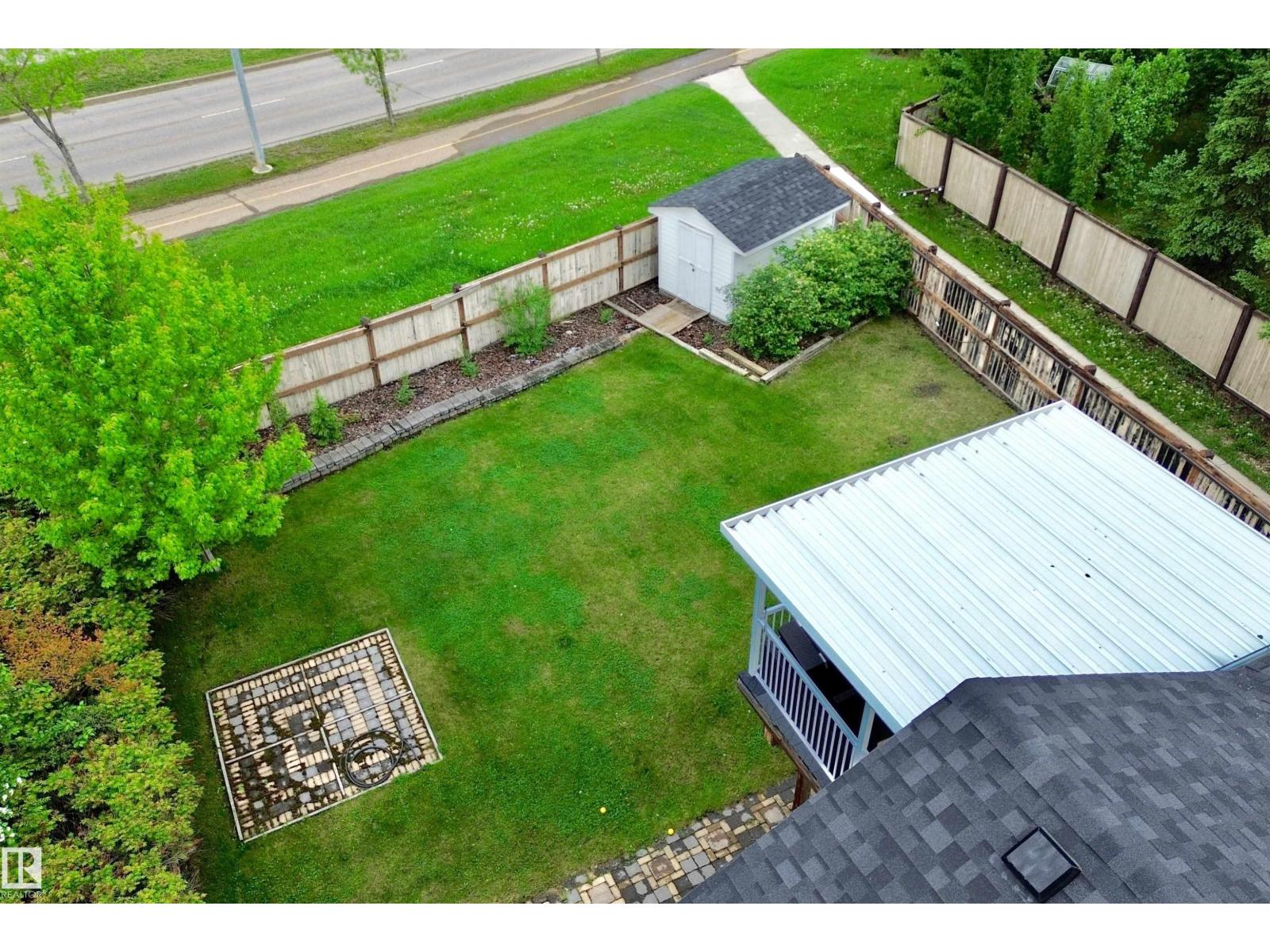 642 MEADOWVIEW CR - 45