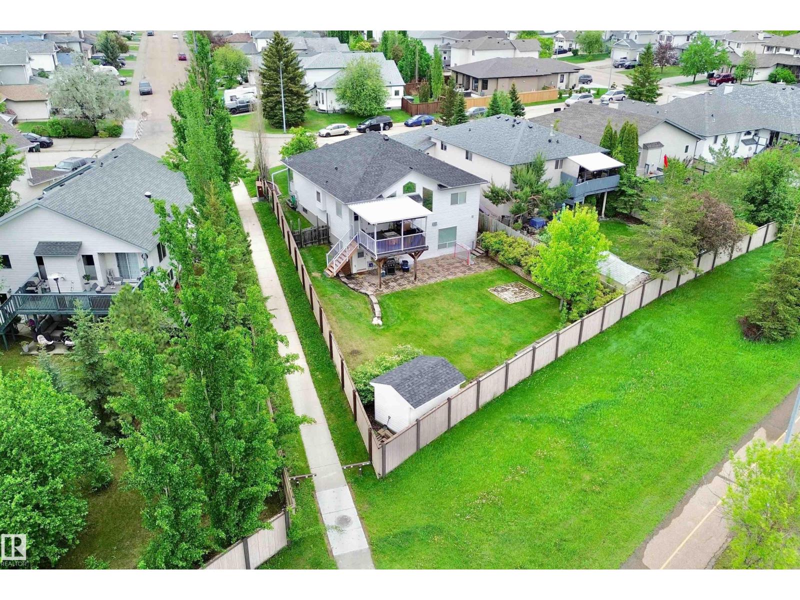642 MEADOWVIEW CR - 47