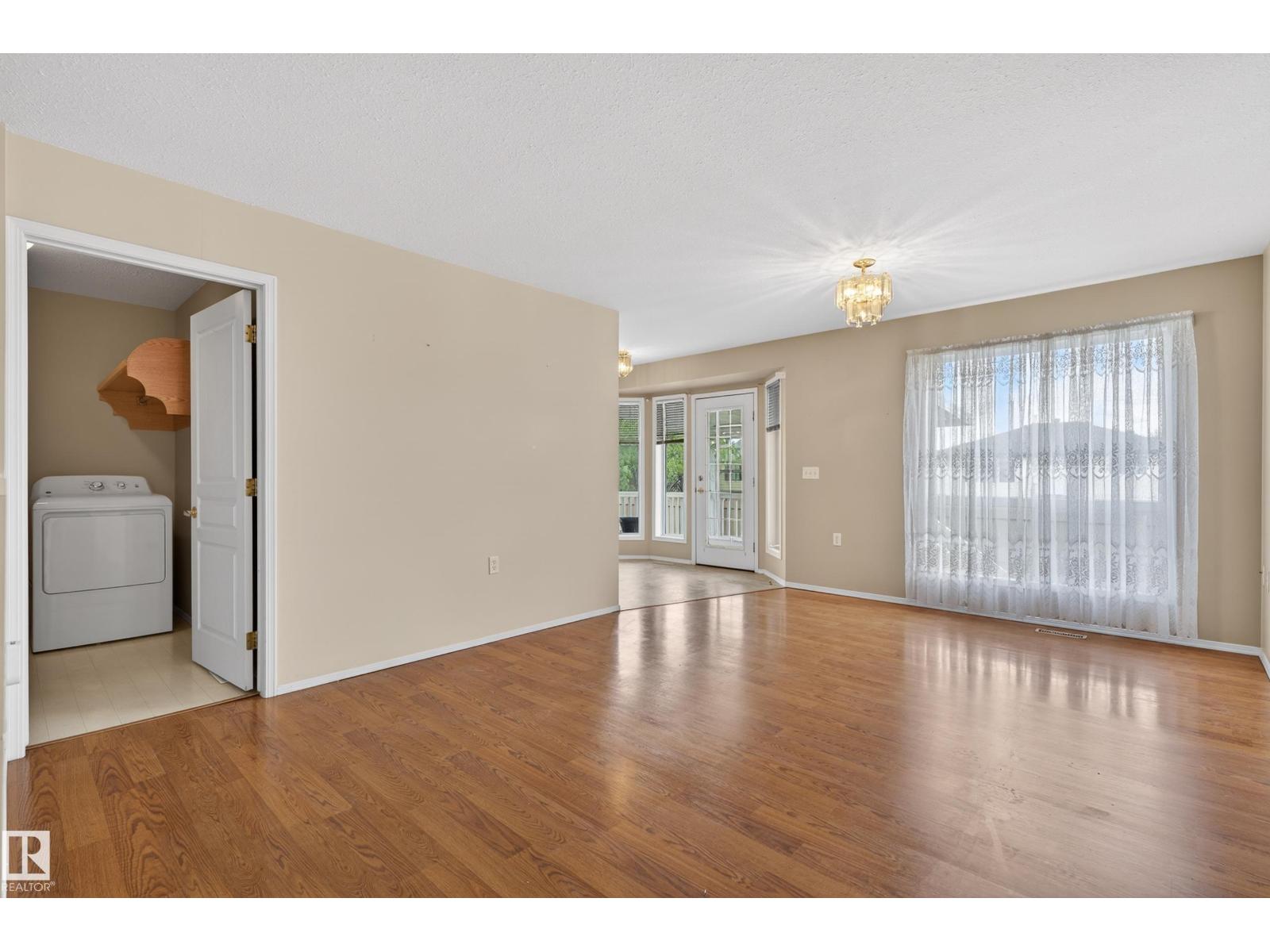 #118 13320 124 ST NW NW - photo 4