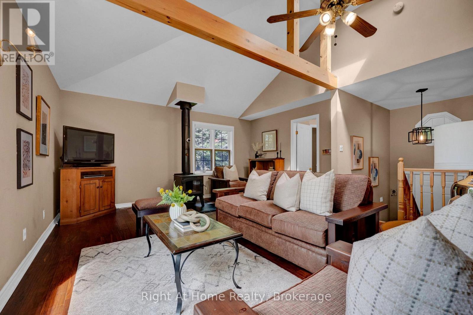 74 TALBOT ROAD - 34