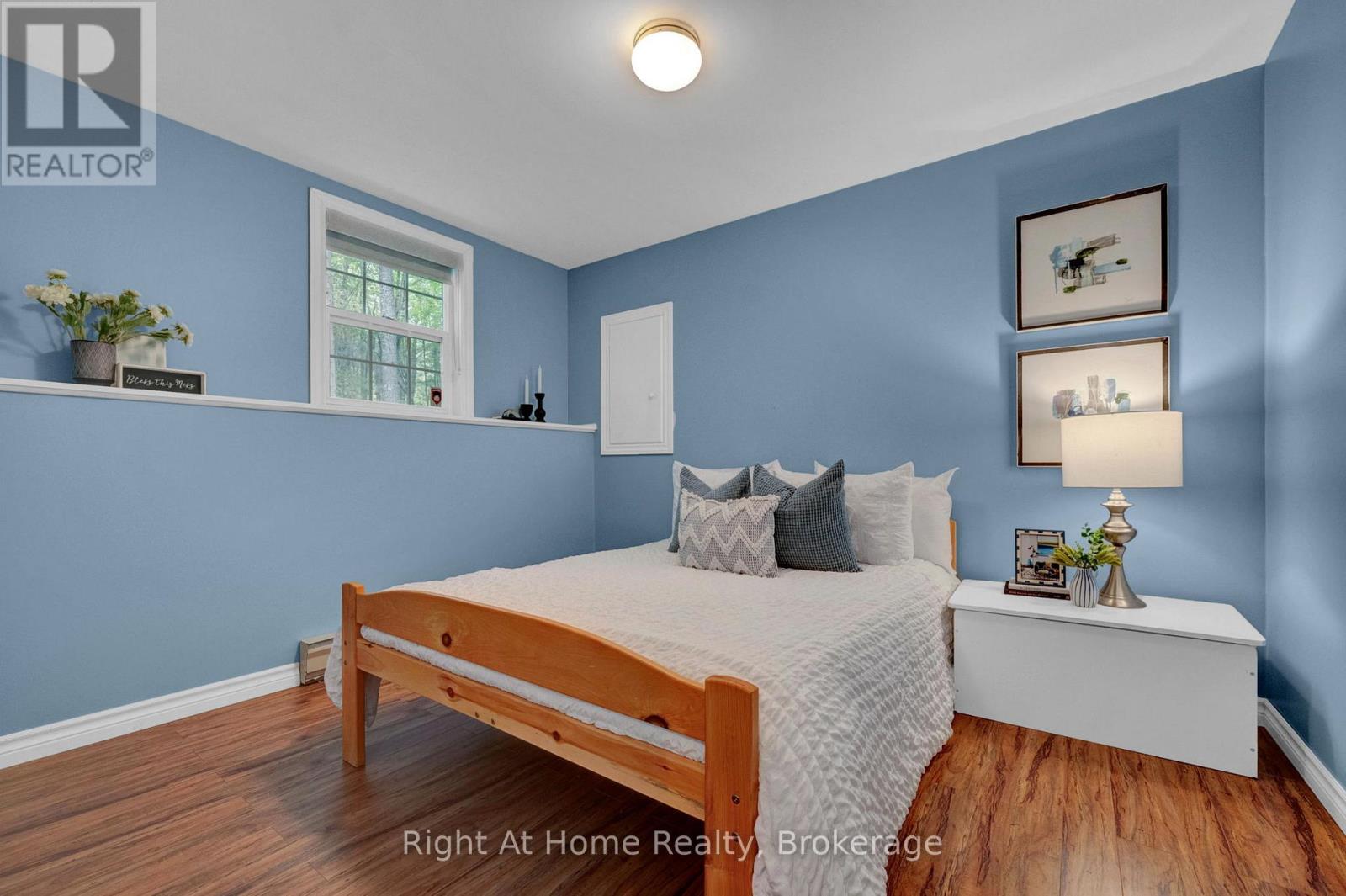 74 TALBOT ROAD - 48
