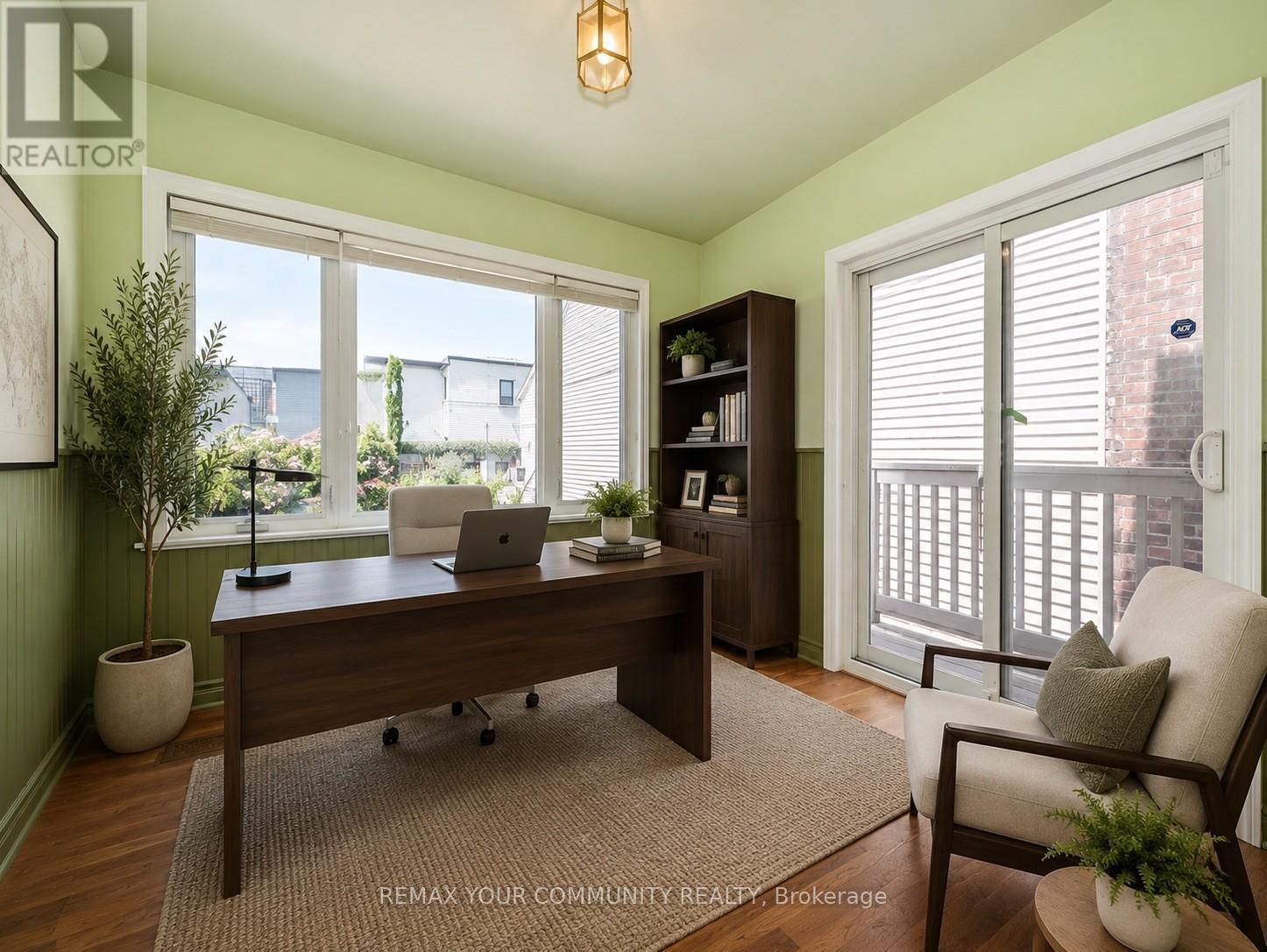 520 DUFFERIN STREET - 13