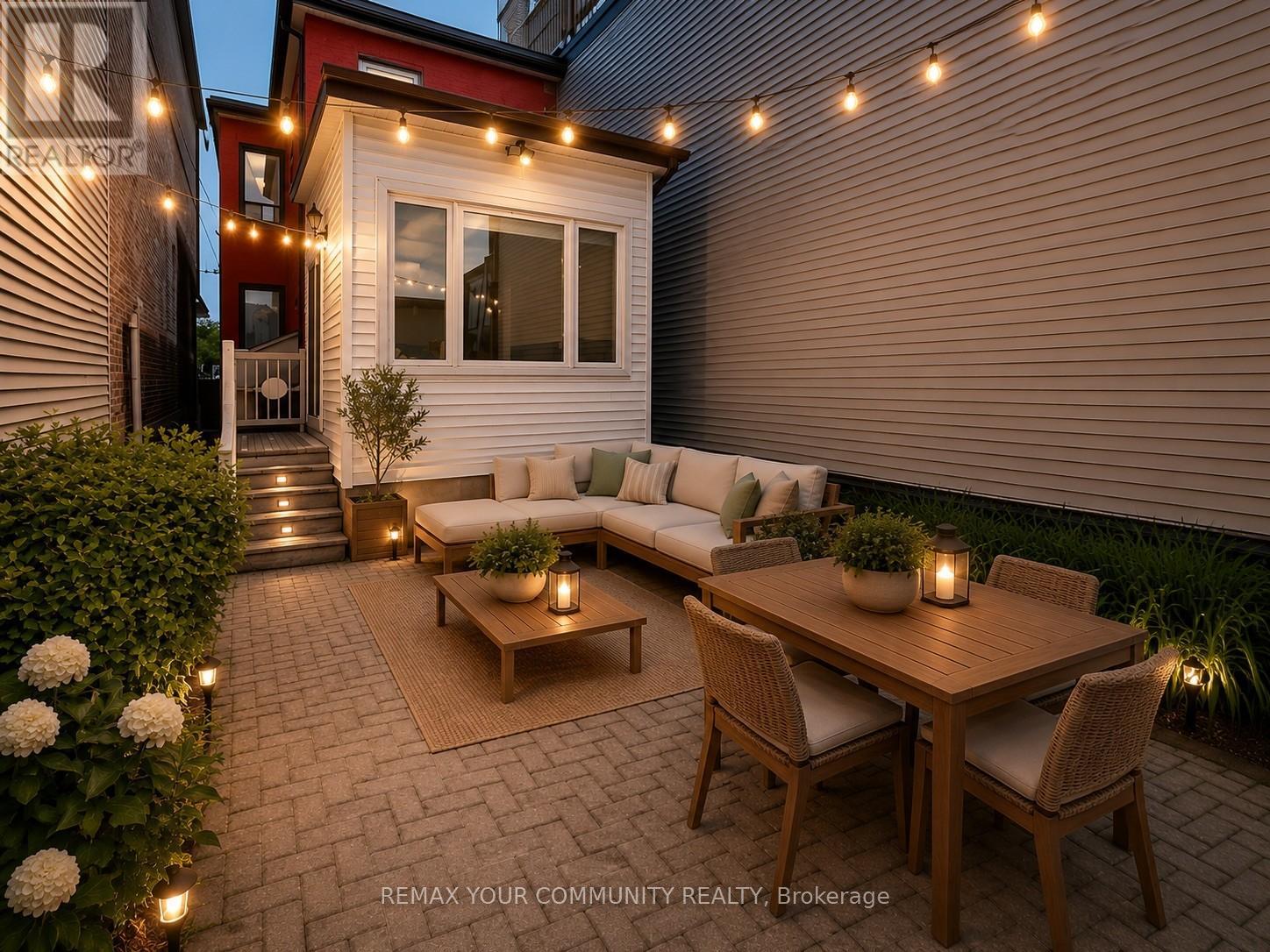 520 DUFFERIN STREET - 32