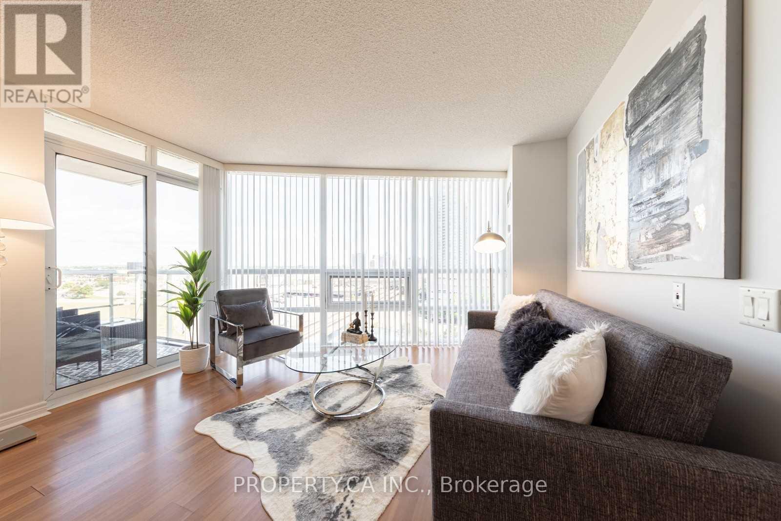 Listing photo of 906 - 83 BOROUGH DRIVE