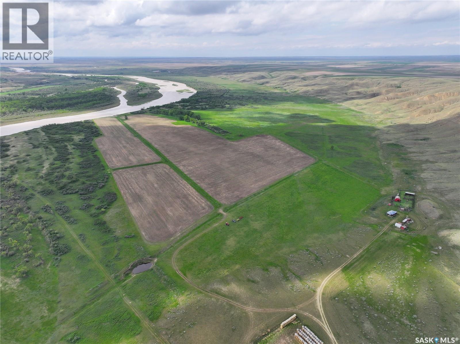 Red Deer River Ranch - photo 4
