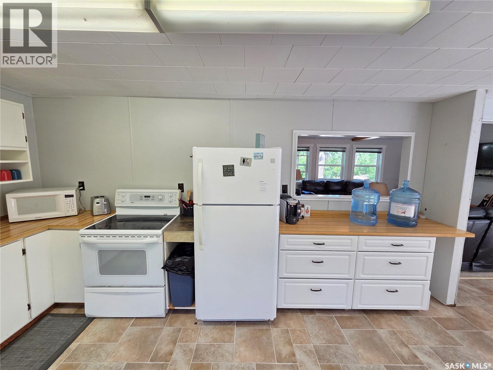 825 Lakeside AVENUE — photo 39