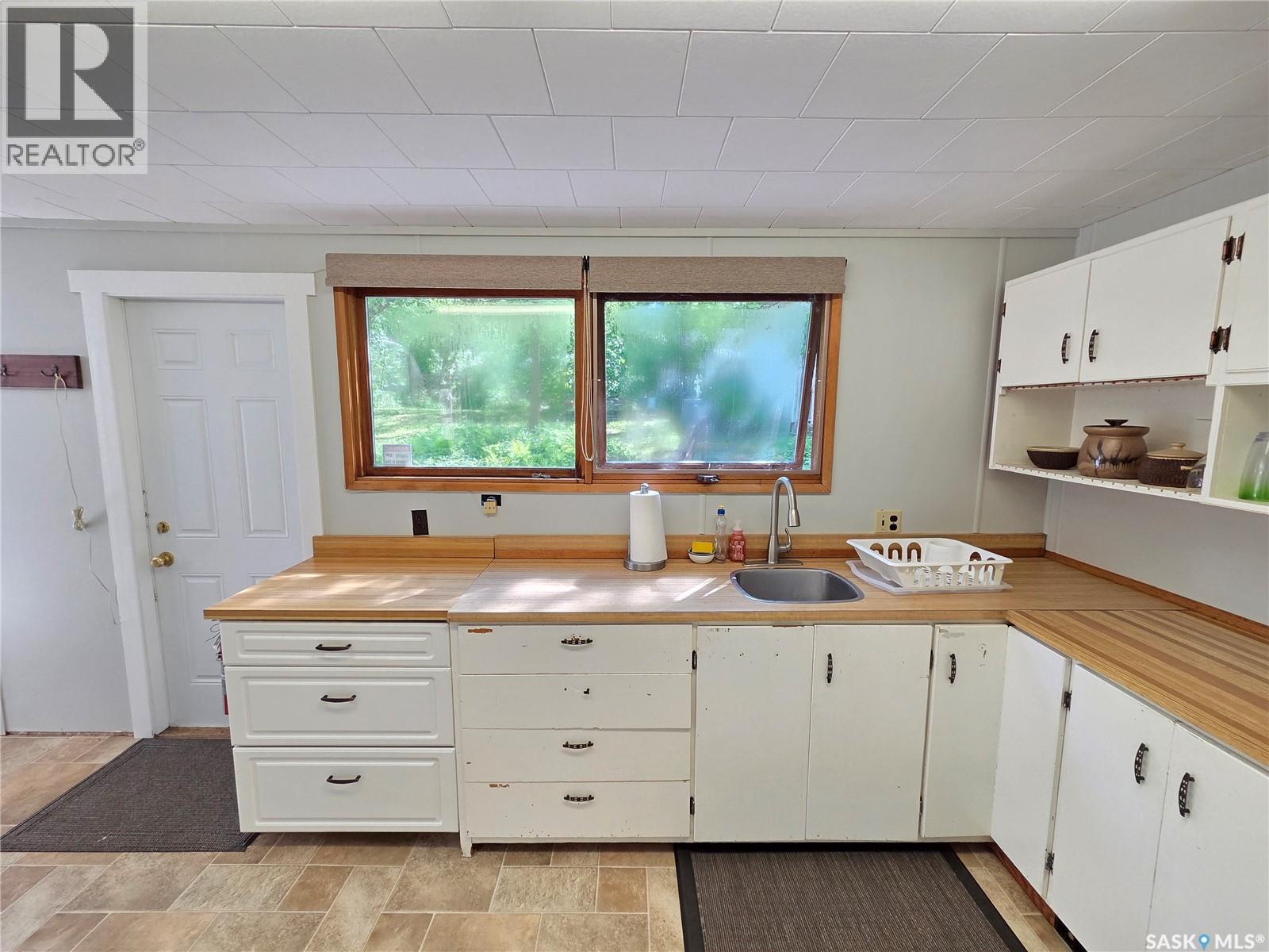 825 Lakeside AVENUE — photo 40