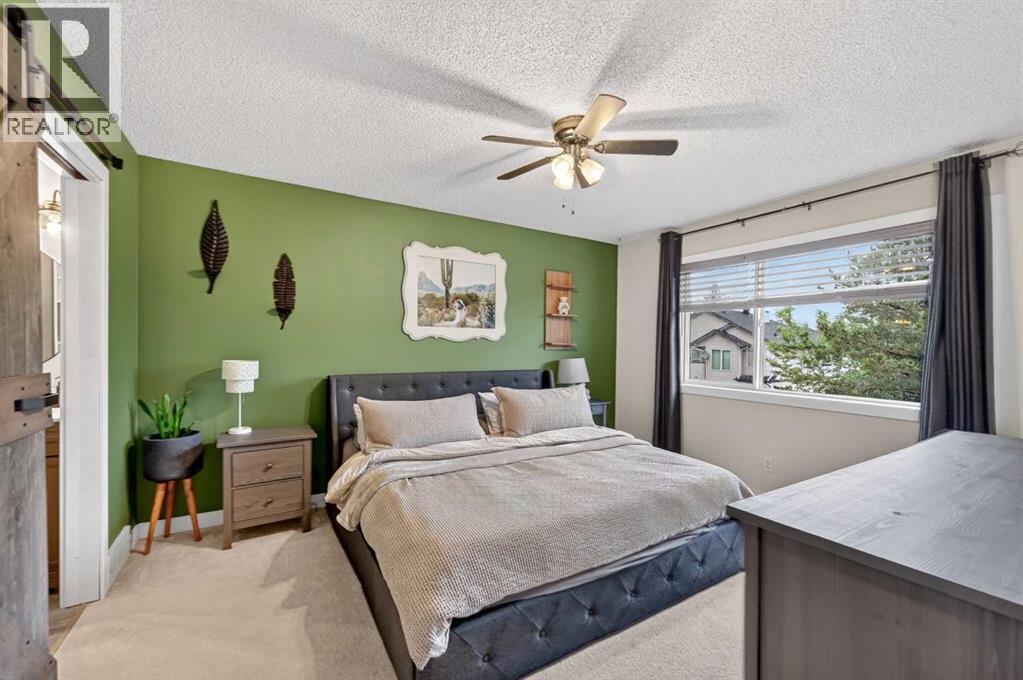30 Douglasdale Point SE — photo 22