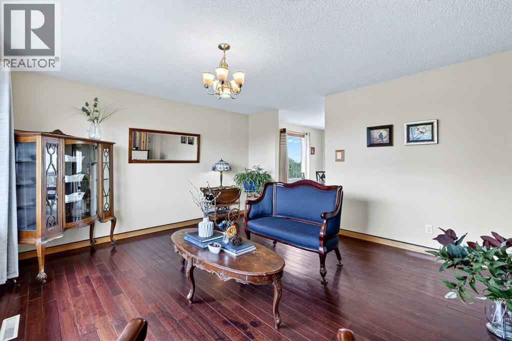 232054 Range Road 243A - 9