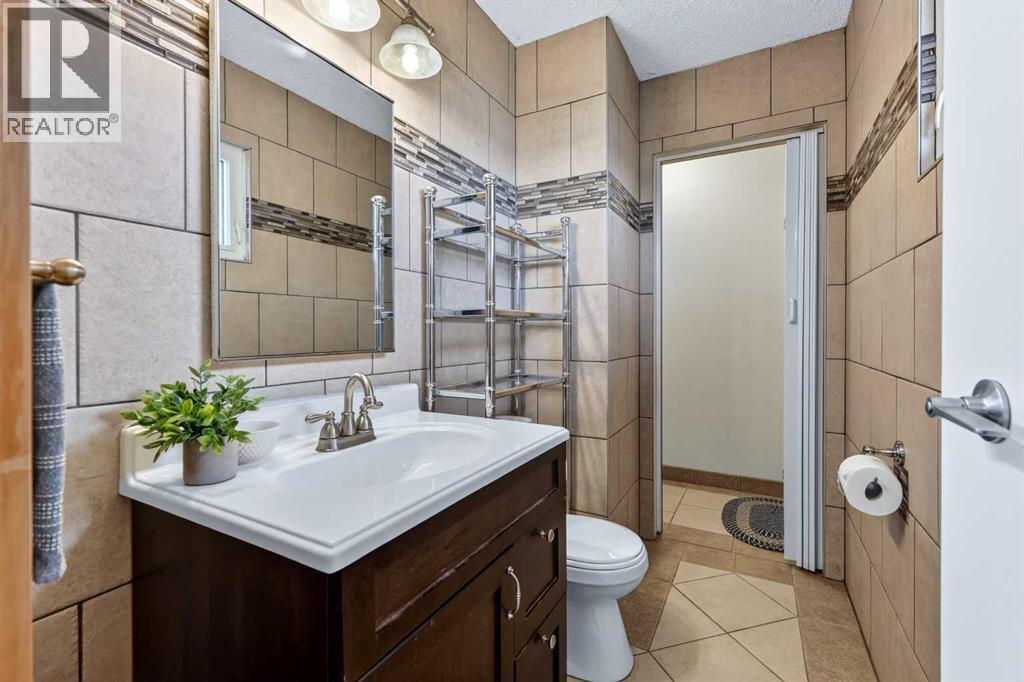 232054 Range Road 243A - 23