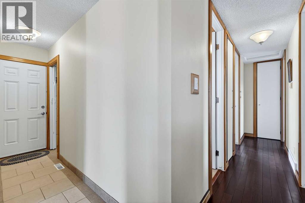 232054 Range Road 243A - 18