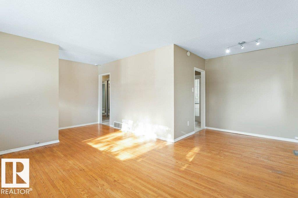 16206 79A AV NW - 9