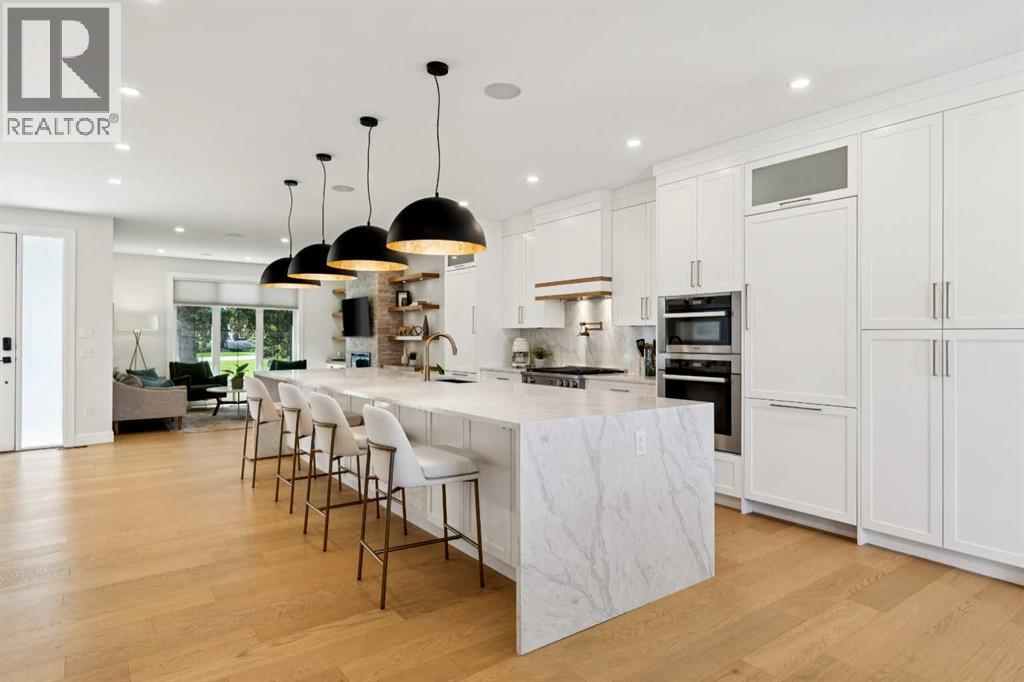 3004 Hampton Crescent SW — photo 9