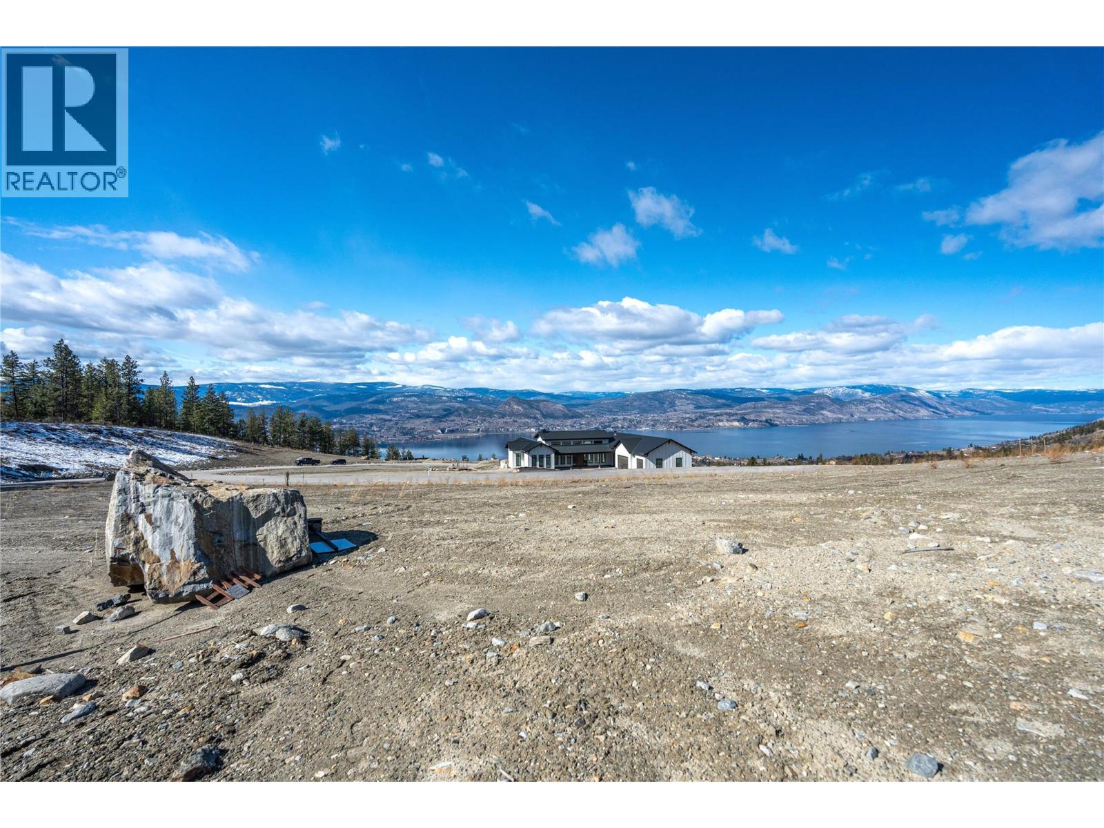 215 Benchlands Drive, Naramata