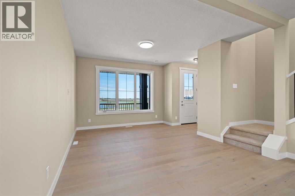 676 Sora Boulevard SE - photo 2