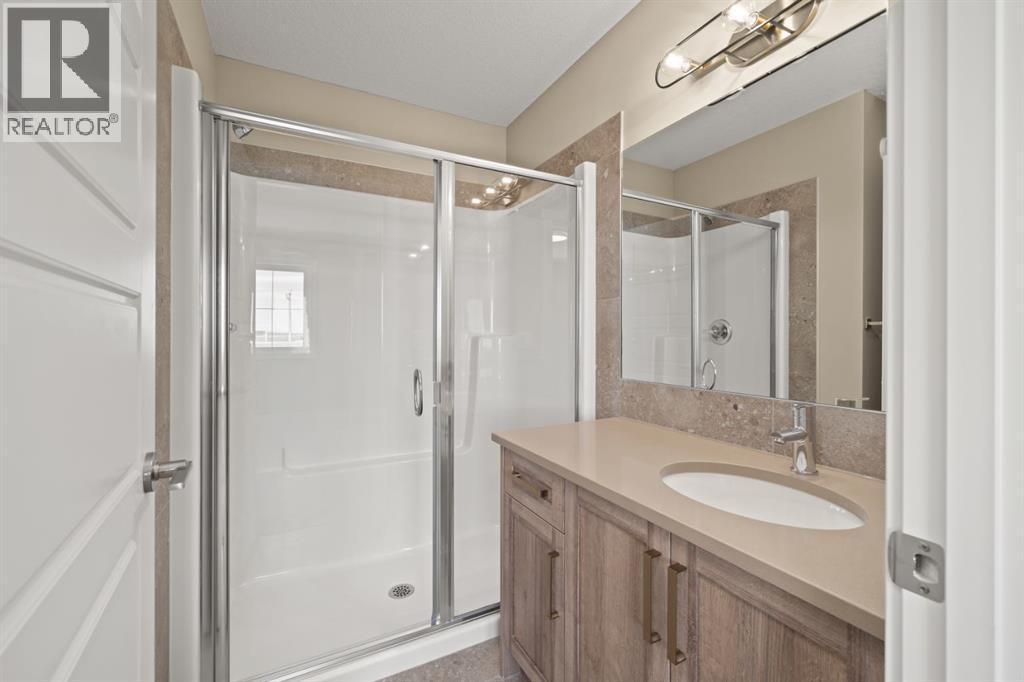 676 Sora Boulevard SE — photo 8