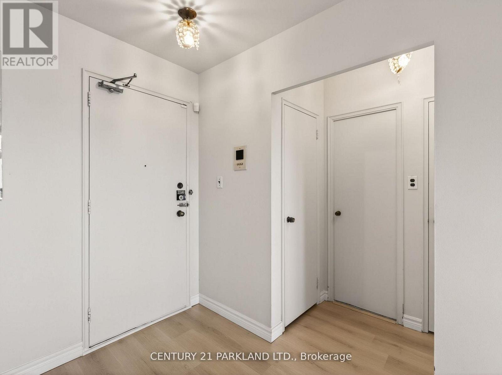 #202 2961 DUFFERIN STREET - 7