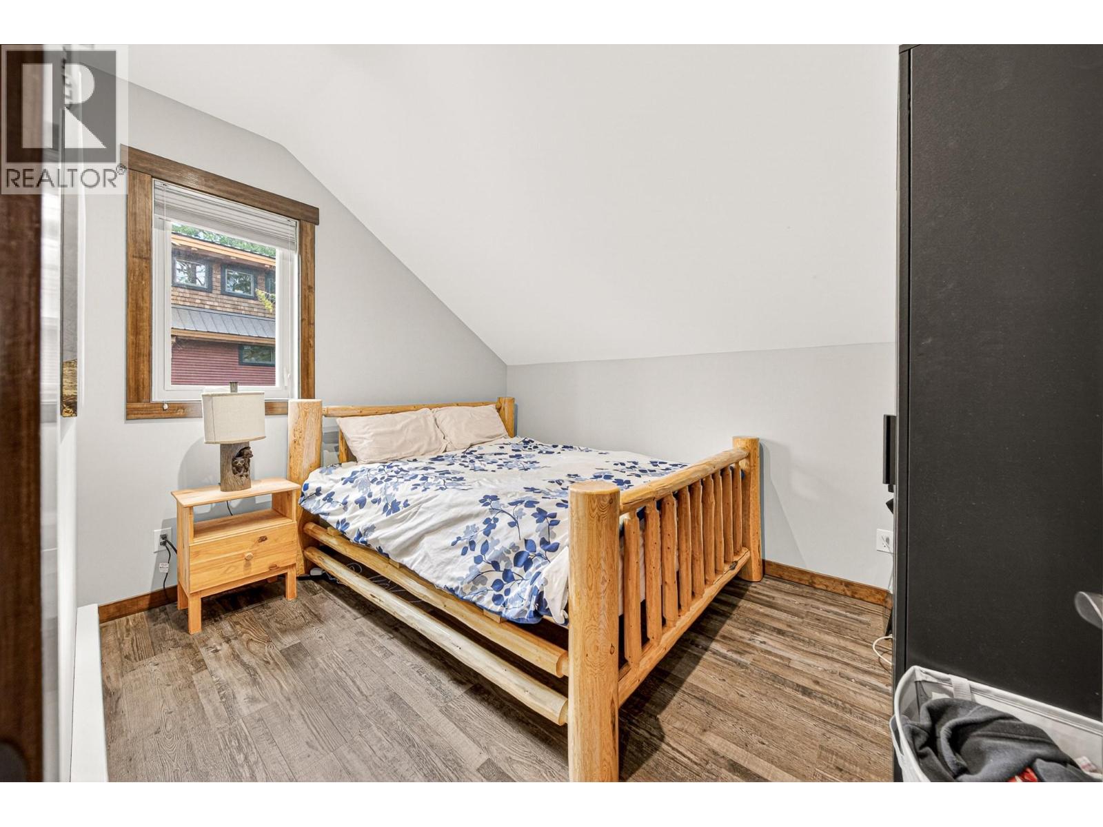 19 Alpine Trail Crescent - 53
