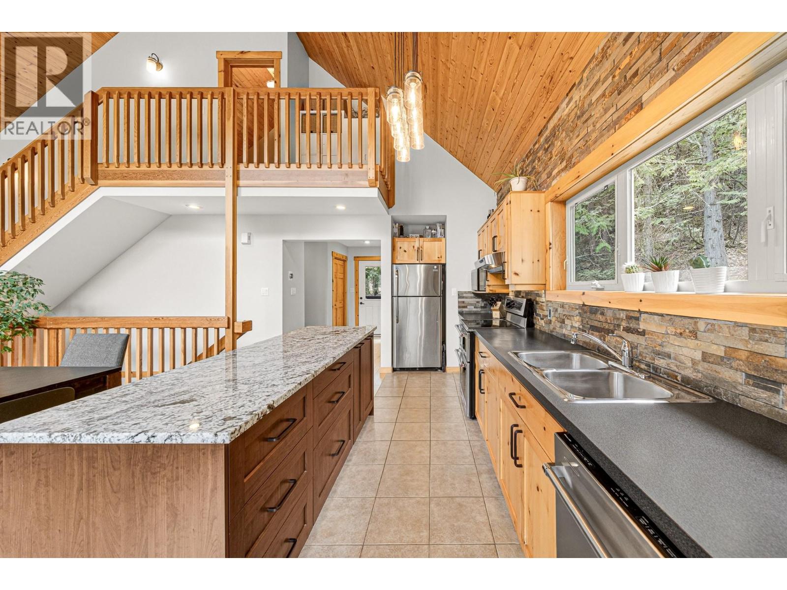 19 Alpine Trail Crescent - 22
