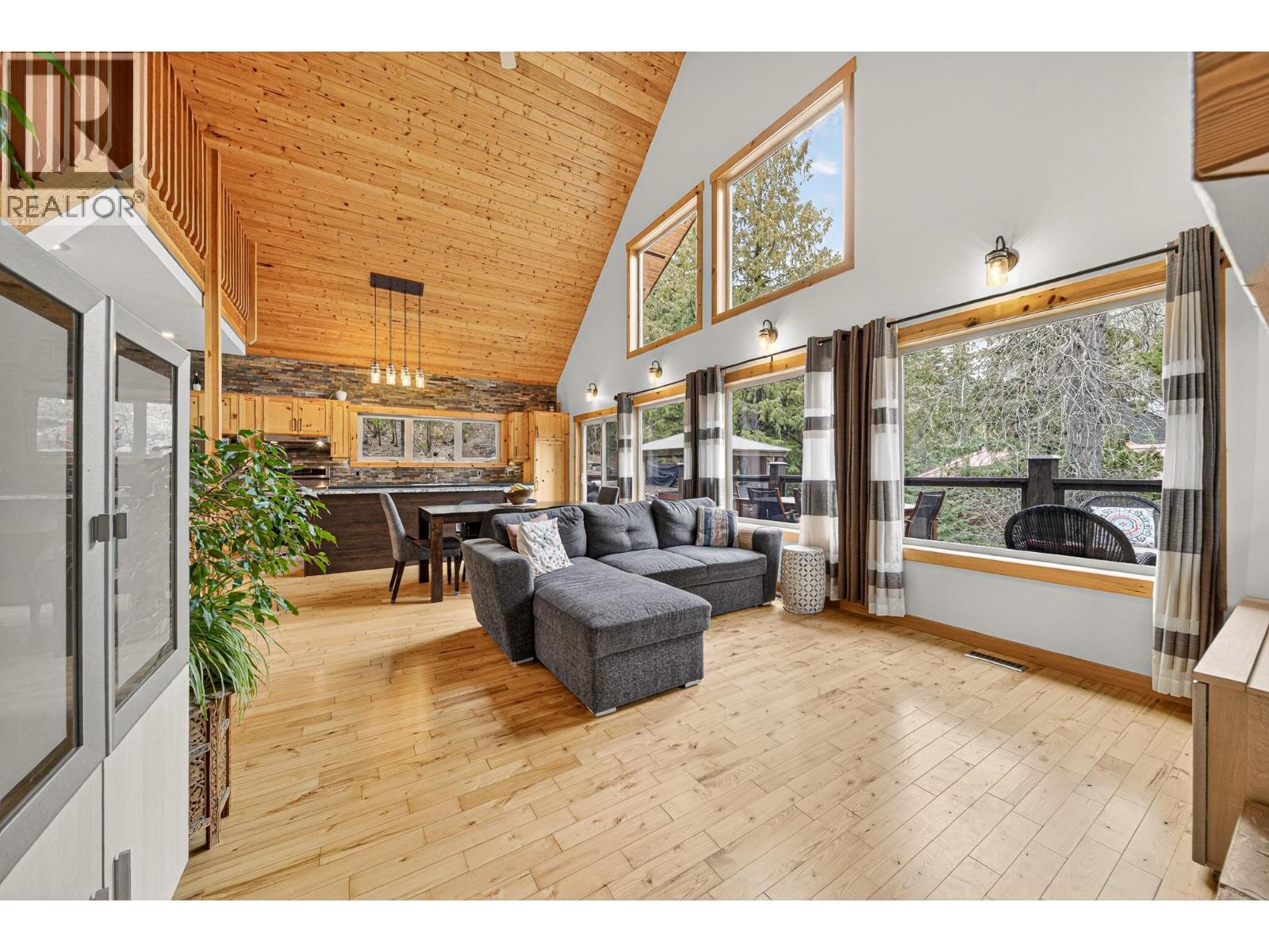 19 Alpine Trail Crescent - 26