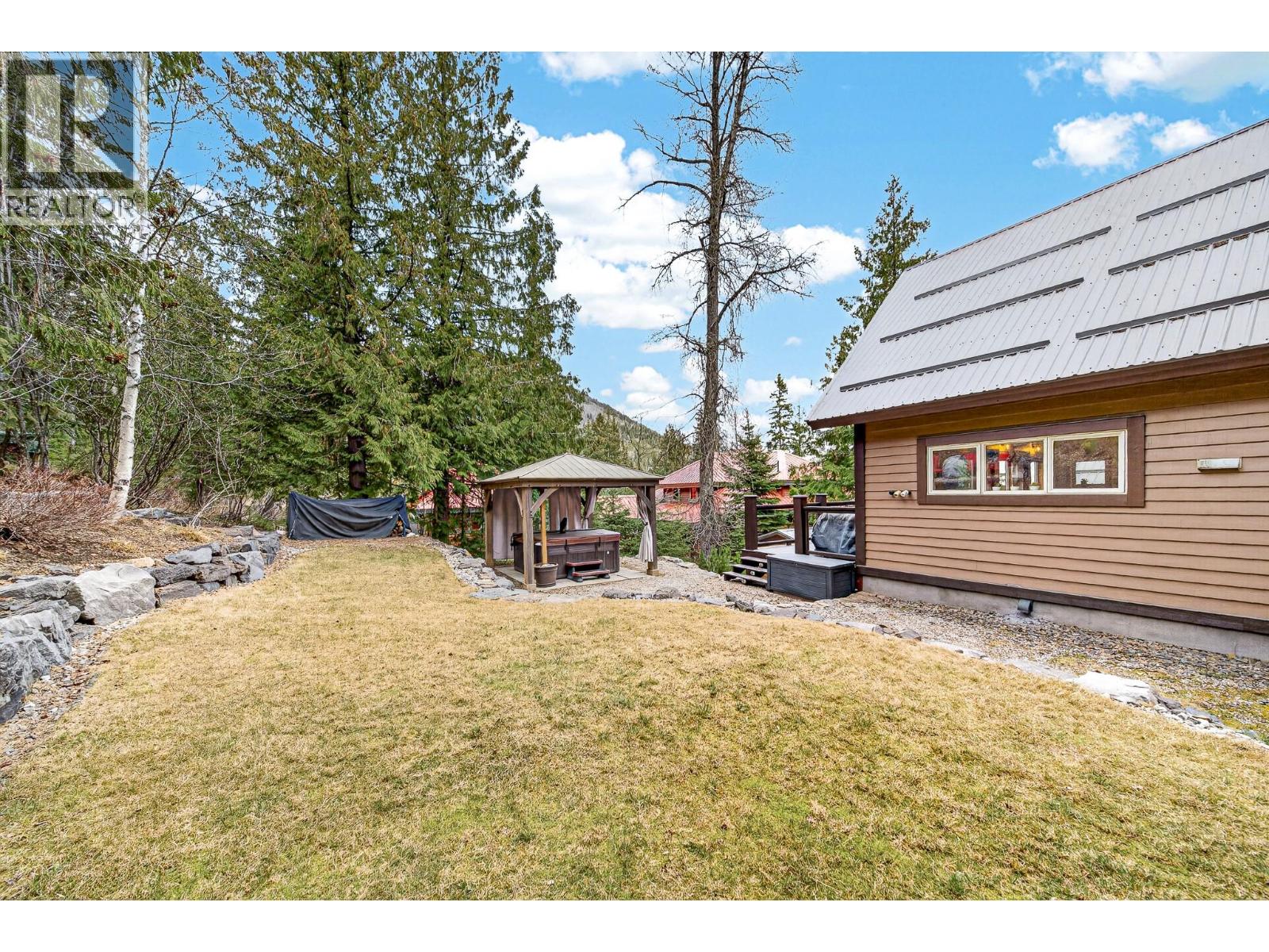 19 Alpine Trail Crescent - 40