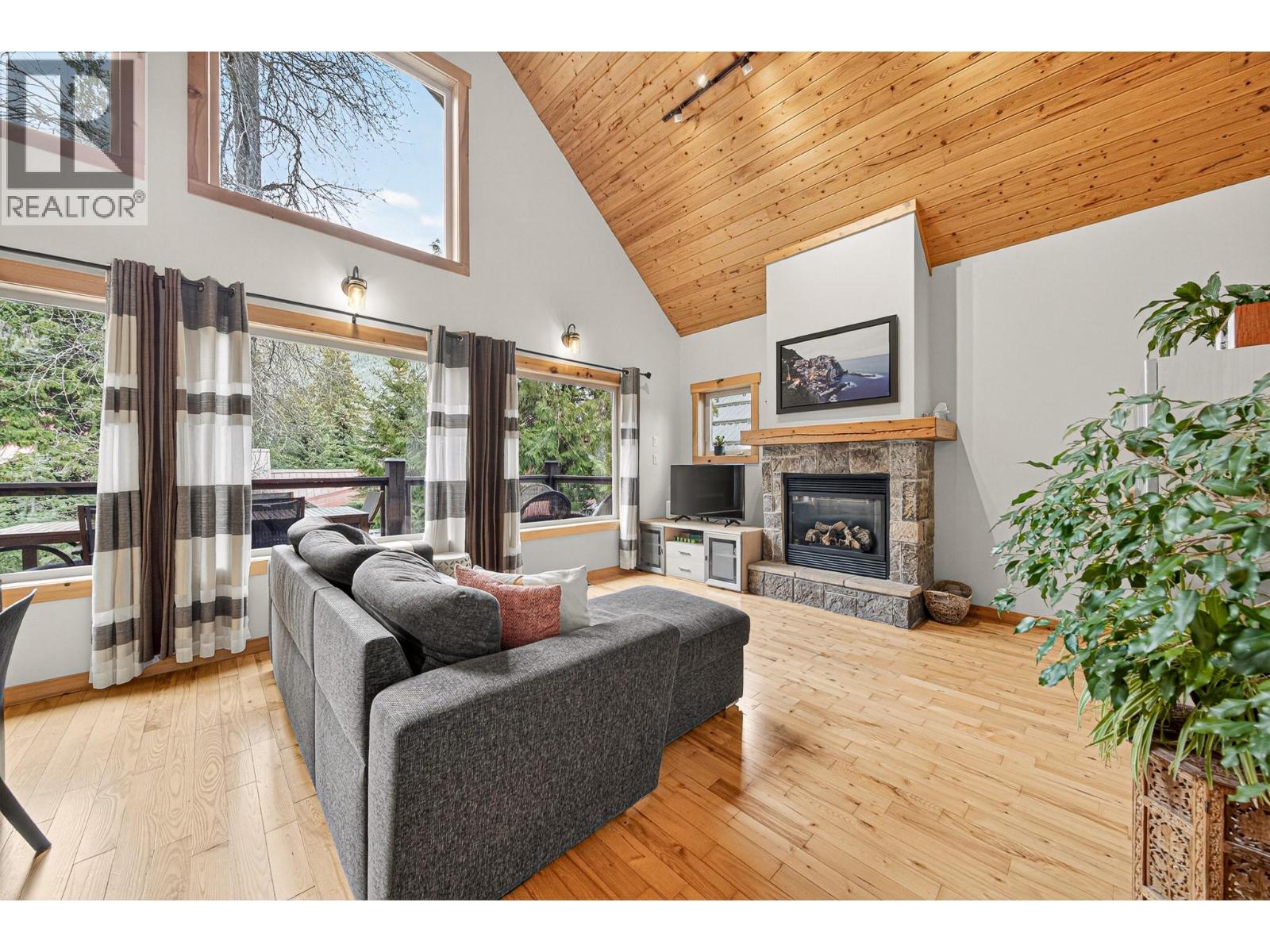 19 Alpine Trail Crescent - 6