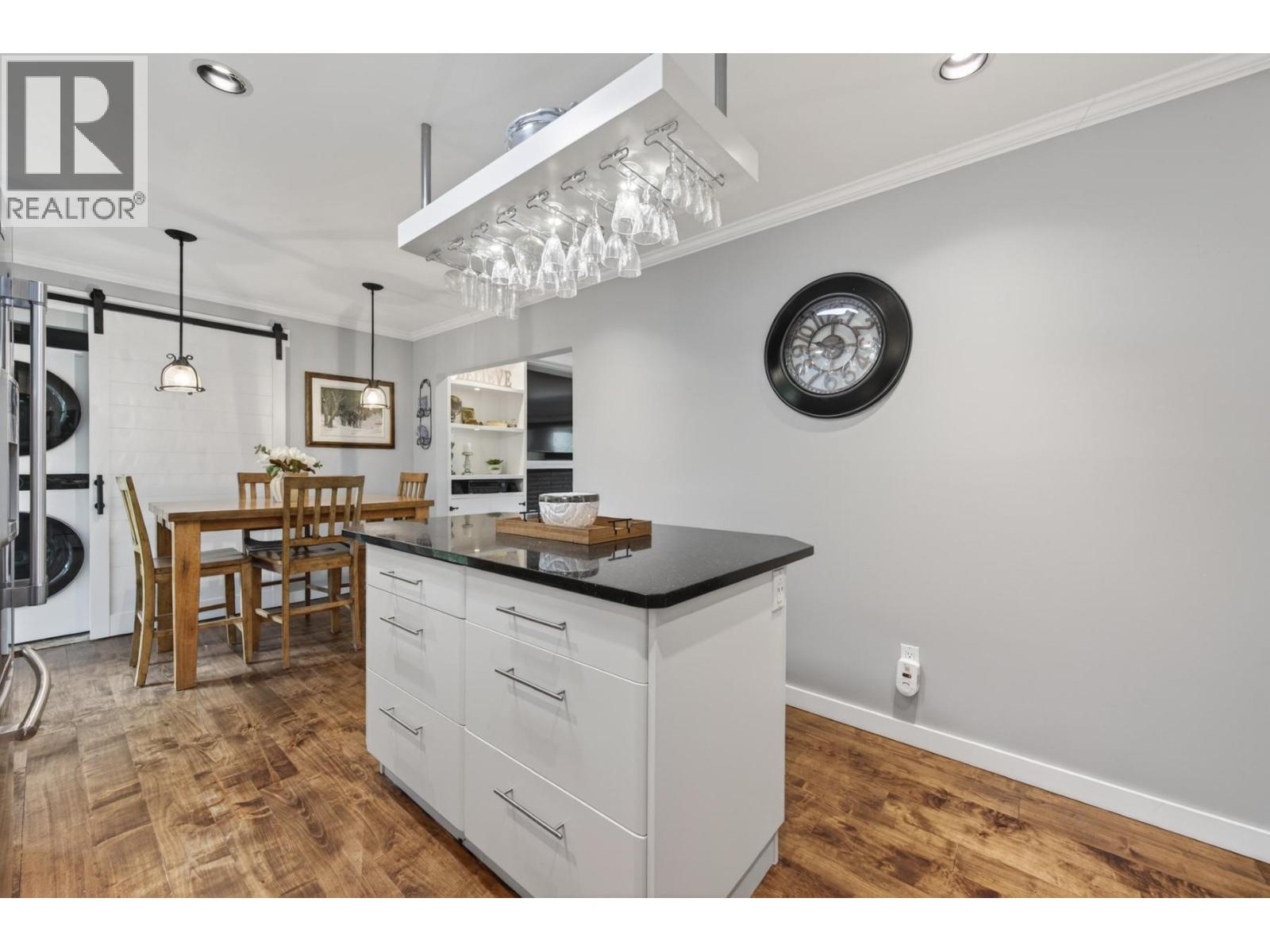625 BRANDON Avenue - 9