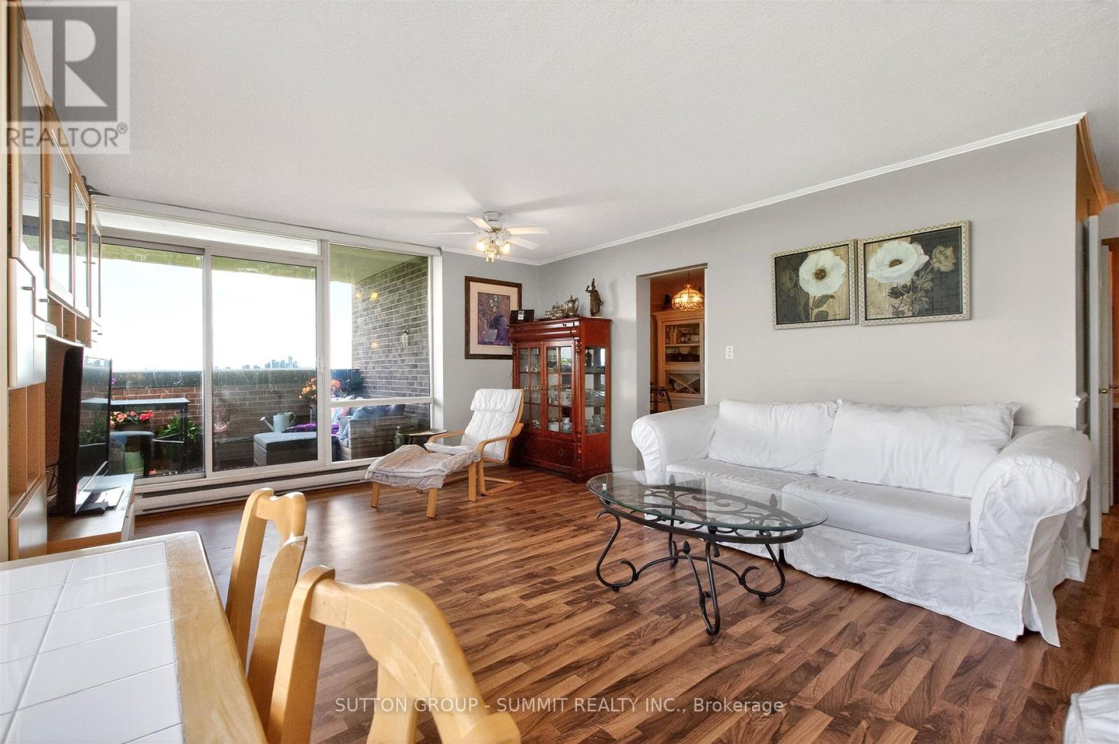 #1606 1535 LAKESHORE ROAD E - 13