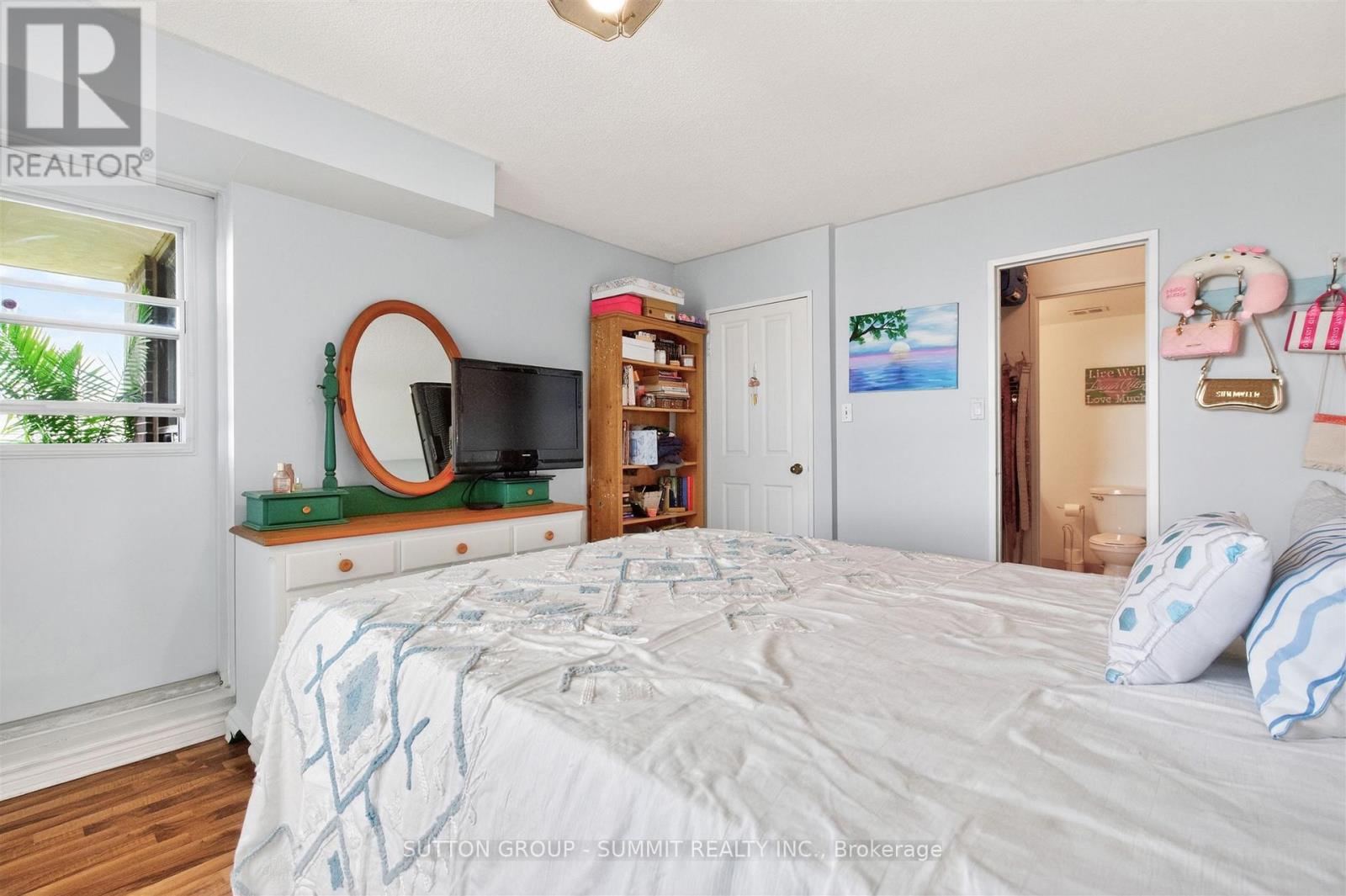 #1606 1535 LAKESHORE ROAD E - 21