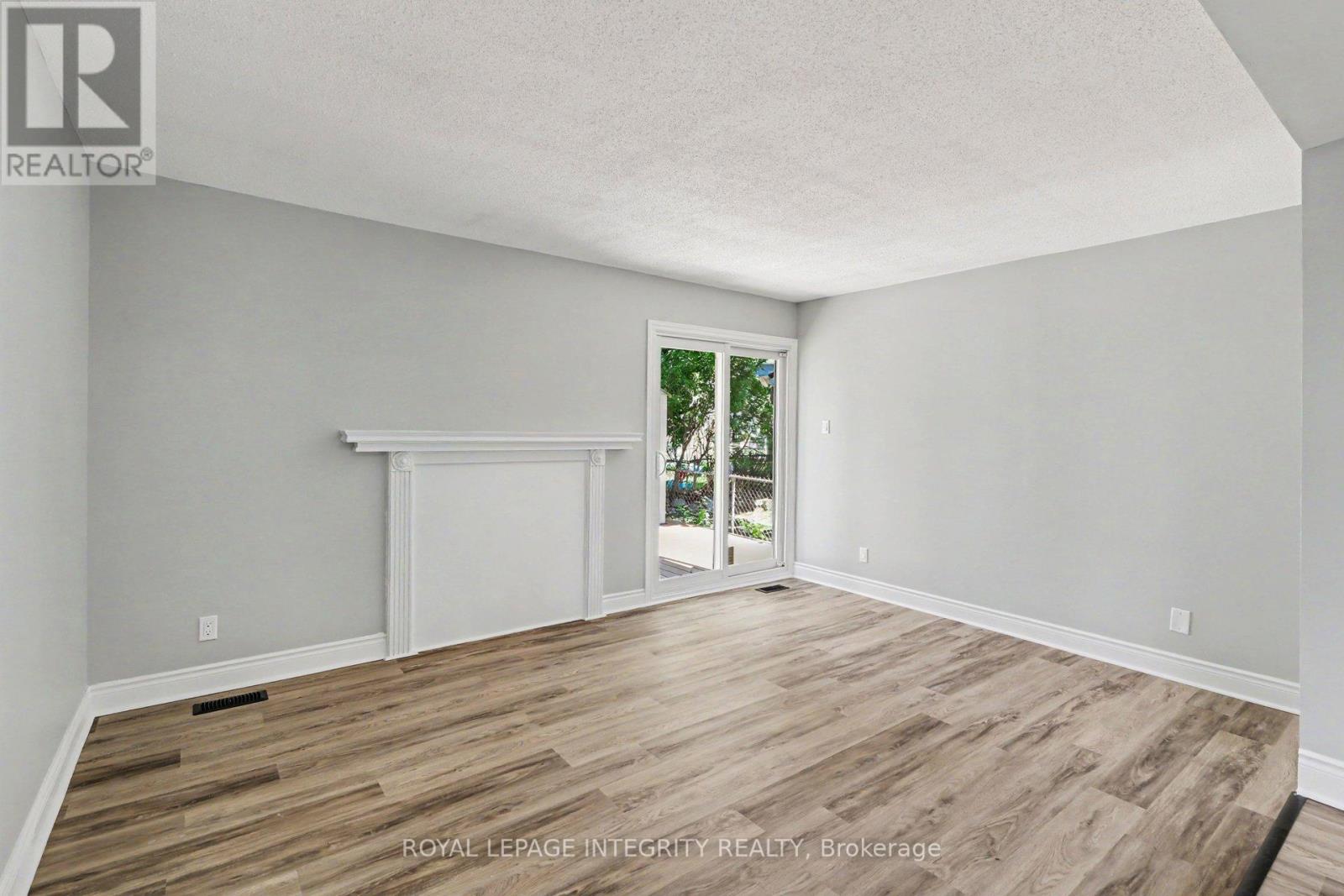 3 Bed, 2 Bath House for Sale in Ottawa – 1511 THURLOW STREET, Ottawa – MLS# X13428776 - Image 6