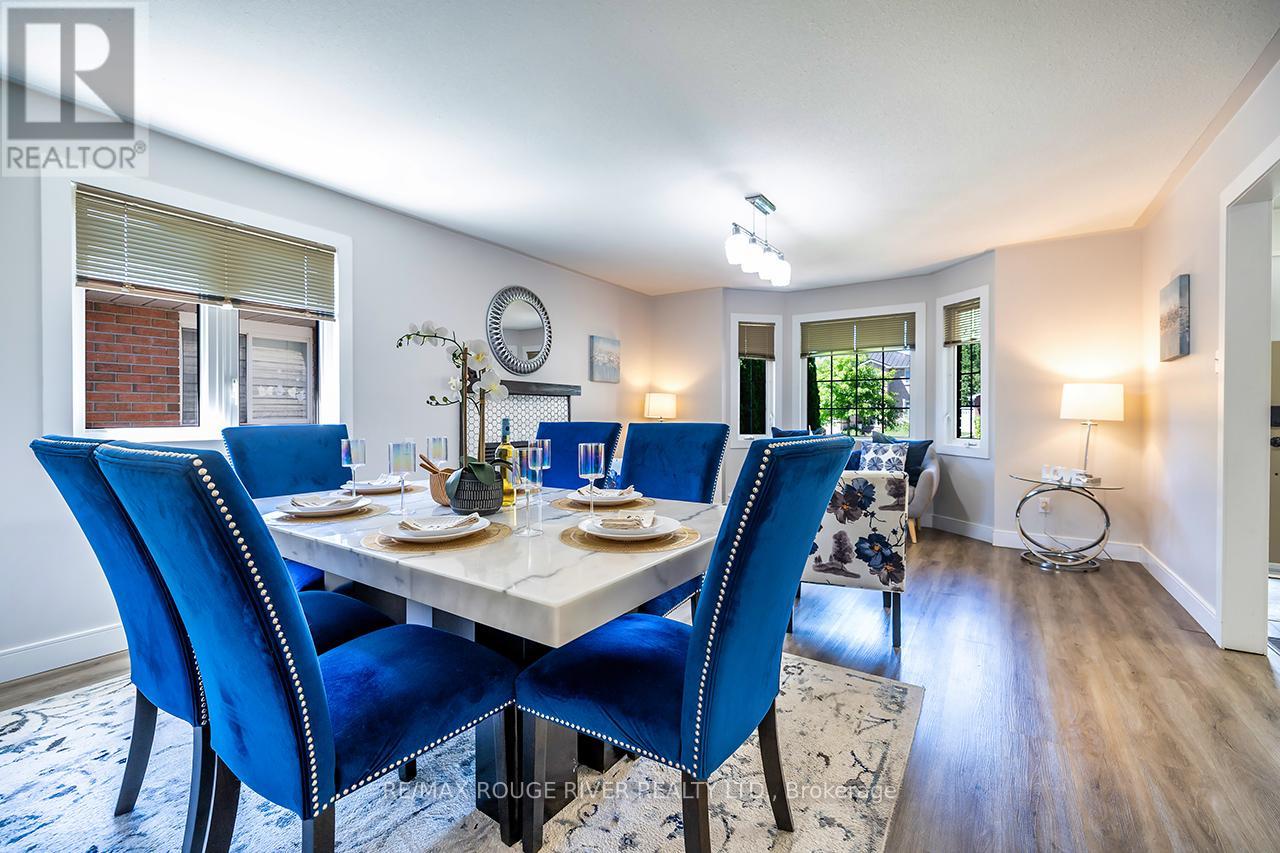 640 PINEWOOD DRIVE - 12
