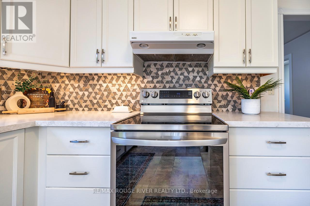 640 PINEWOOD DRIVE - 15