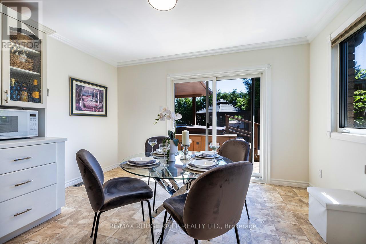 640 PINEWOOD DRIVE - 17
