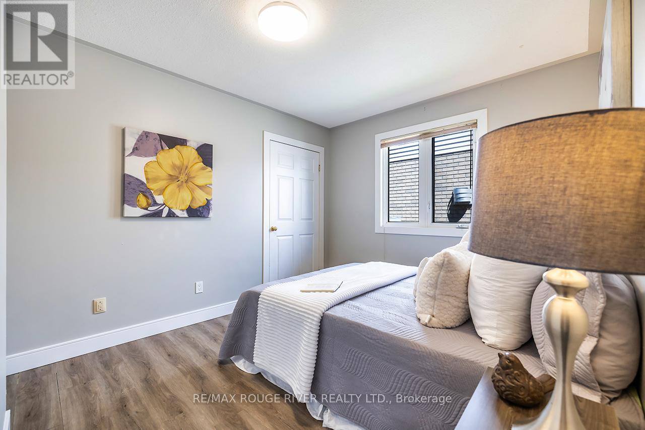 640 PINEWOOD DRIVE - 21
