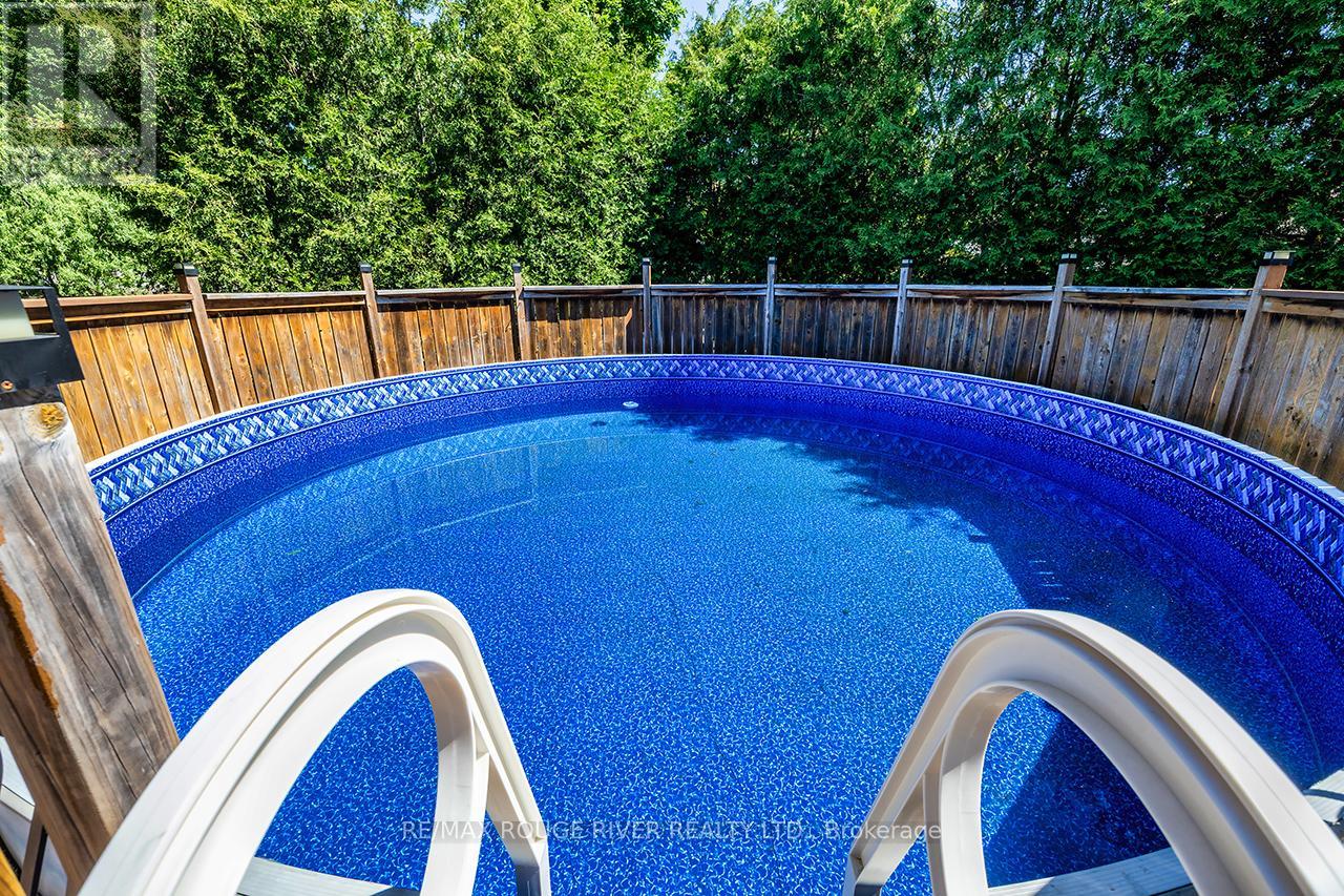 640 PINEWOOD DRIVE - 46