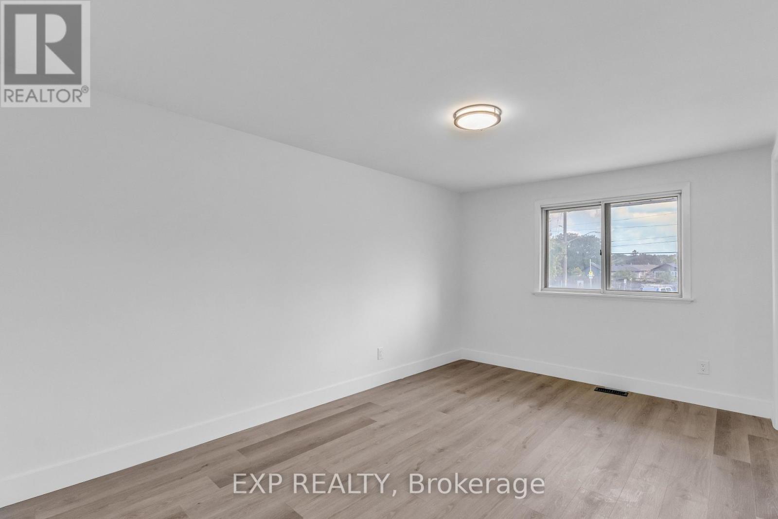 113 GREEN ROAD - 23