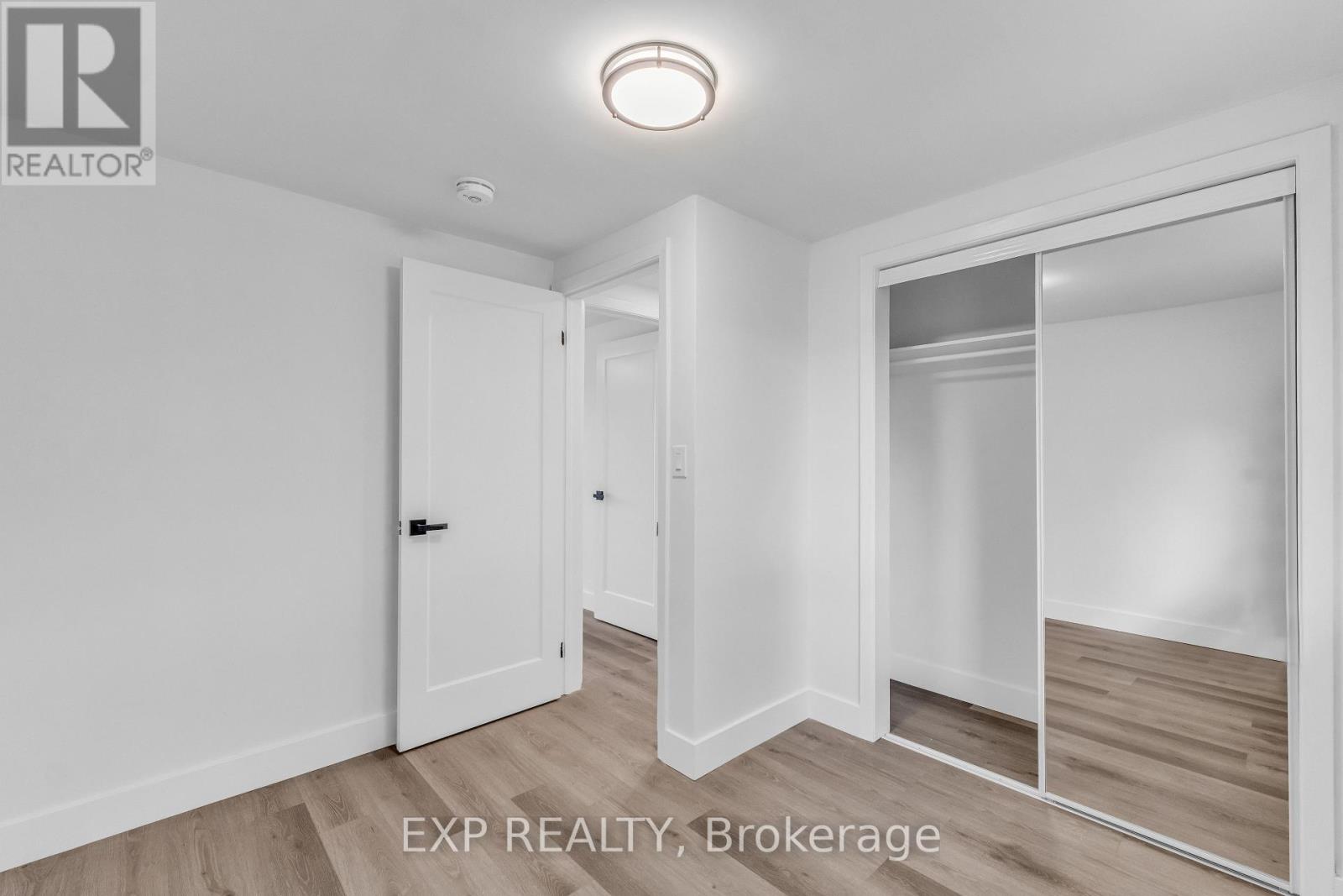 113 GREEN ROAD - 24