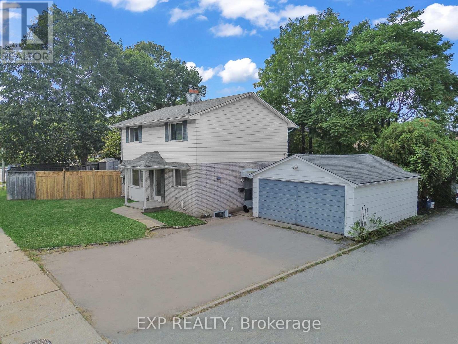 113 GREEN ROAD - 25