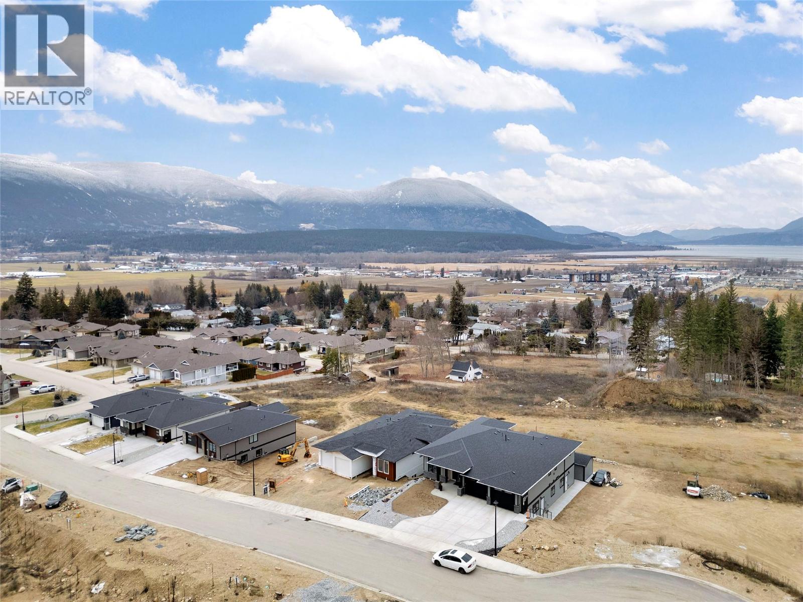 931 25 Avenue SW - 10