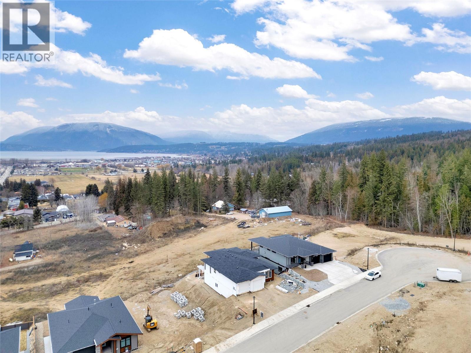 931 25 Avenue SW - 11