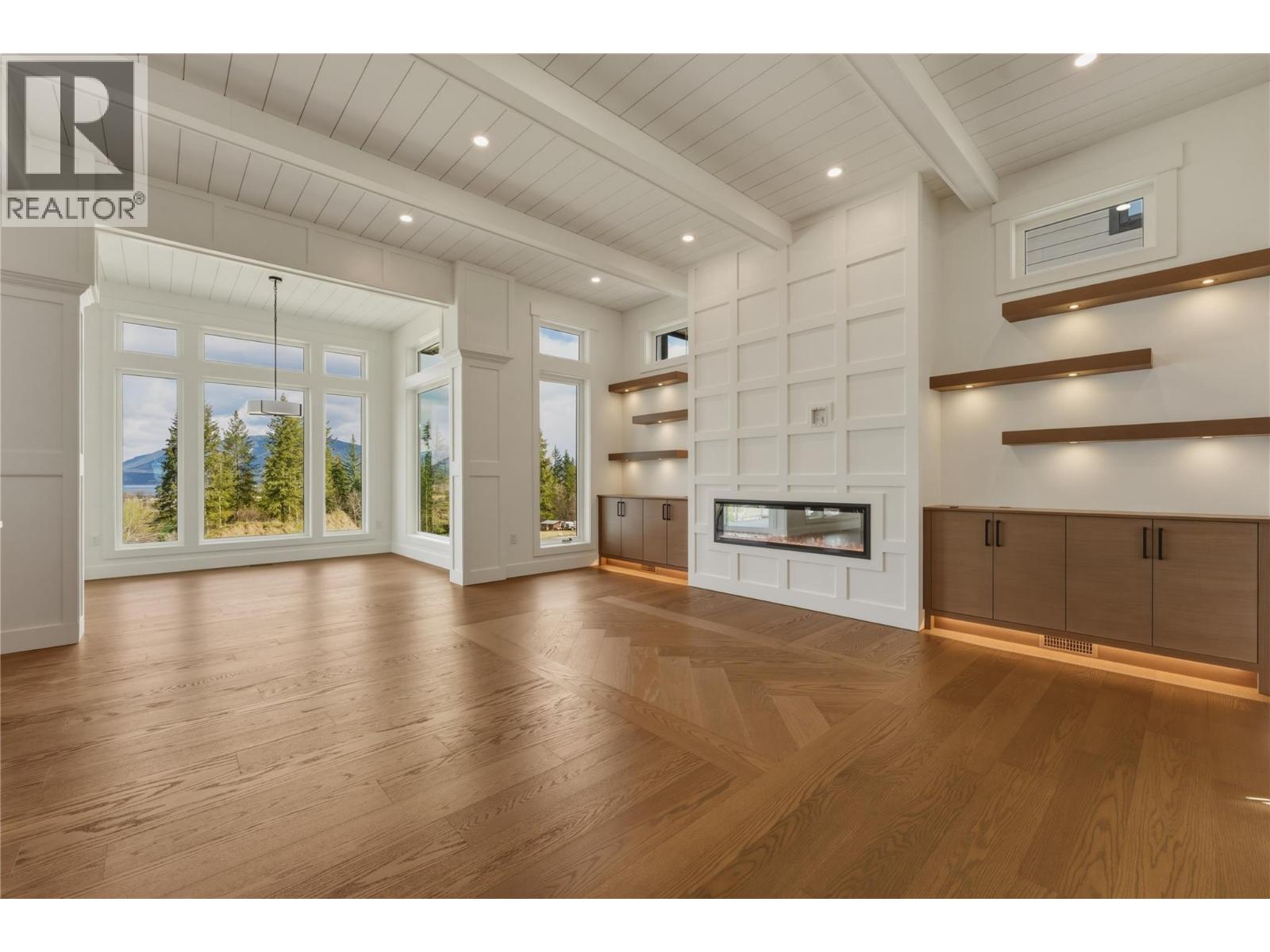 931 25 Avenue SW - 3