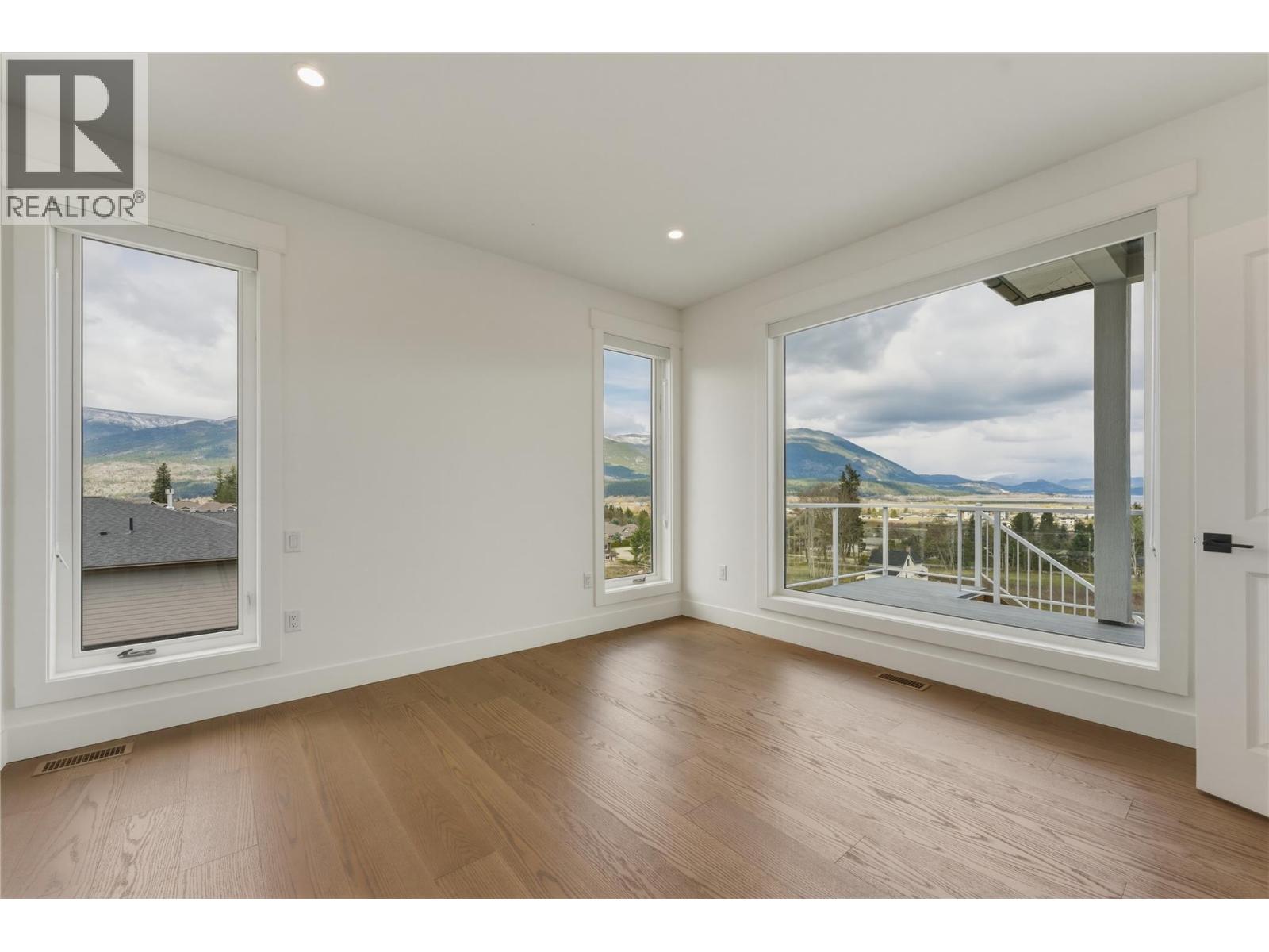 931 25 Avenue SW - 6