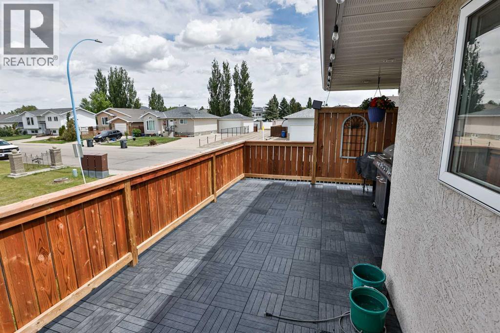 1102 24 Avenue — photo 27