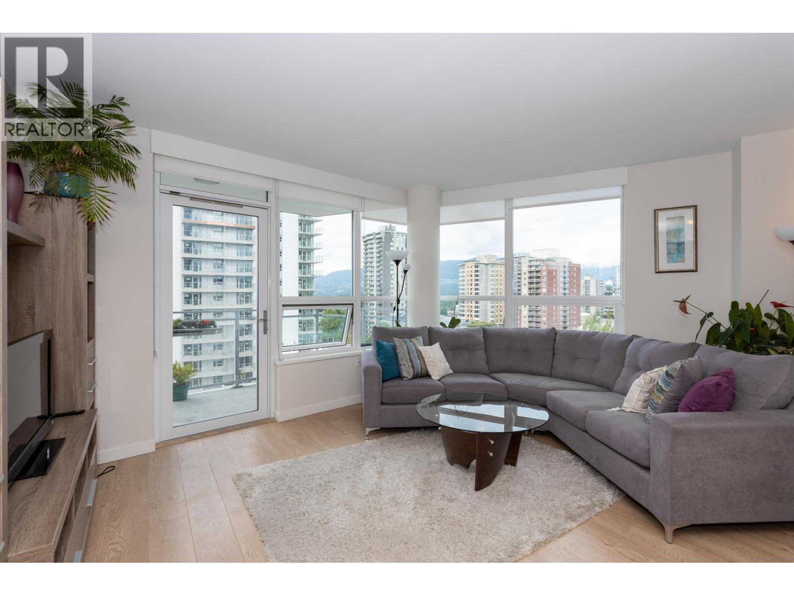 707 112 E 13TH STREET, North Vancouver