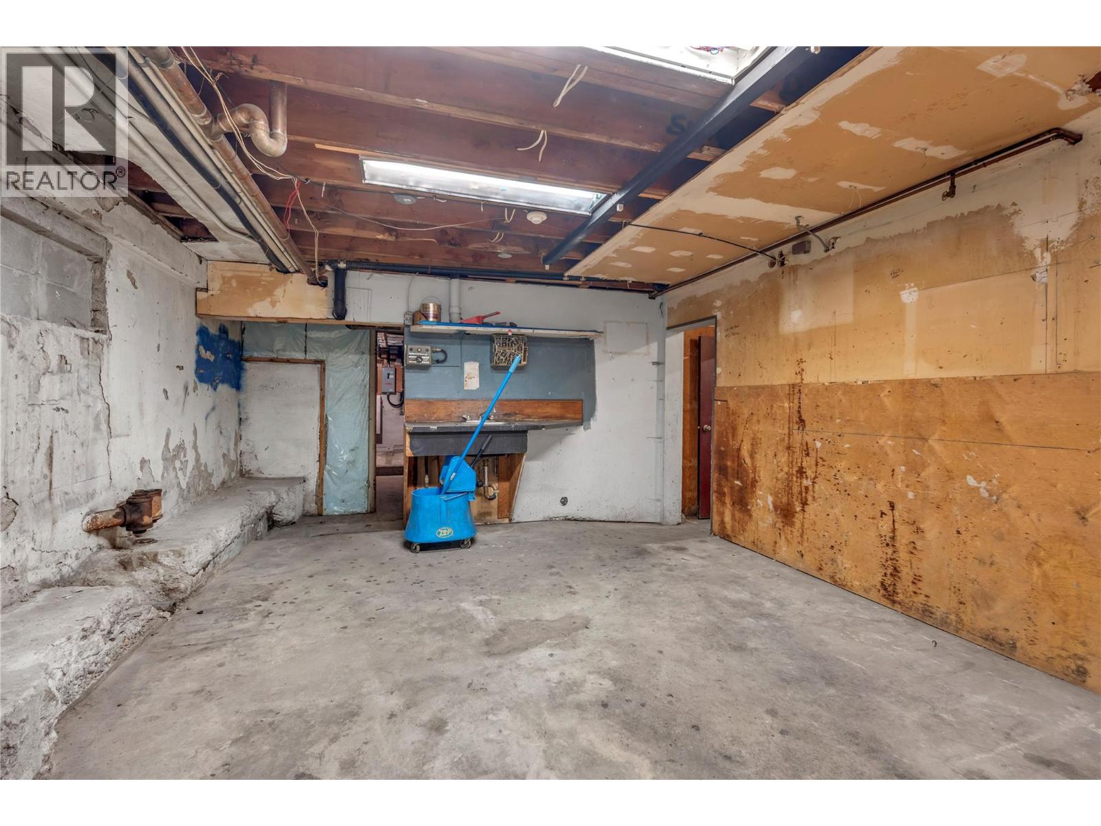  333 Main Street, Penticton