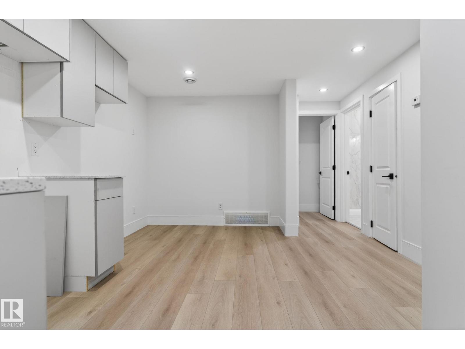 2628 200 ST NW NW — photo 39