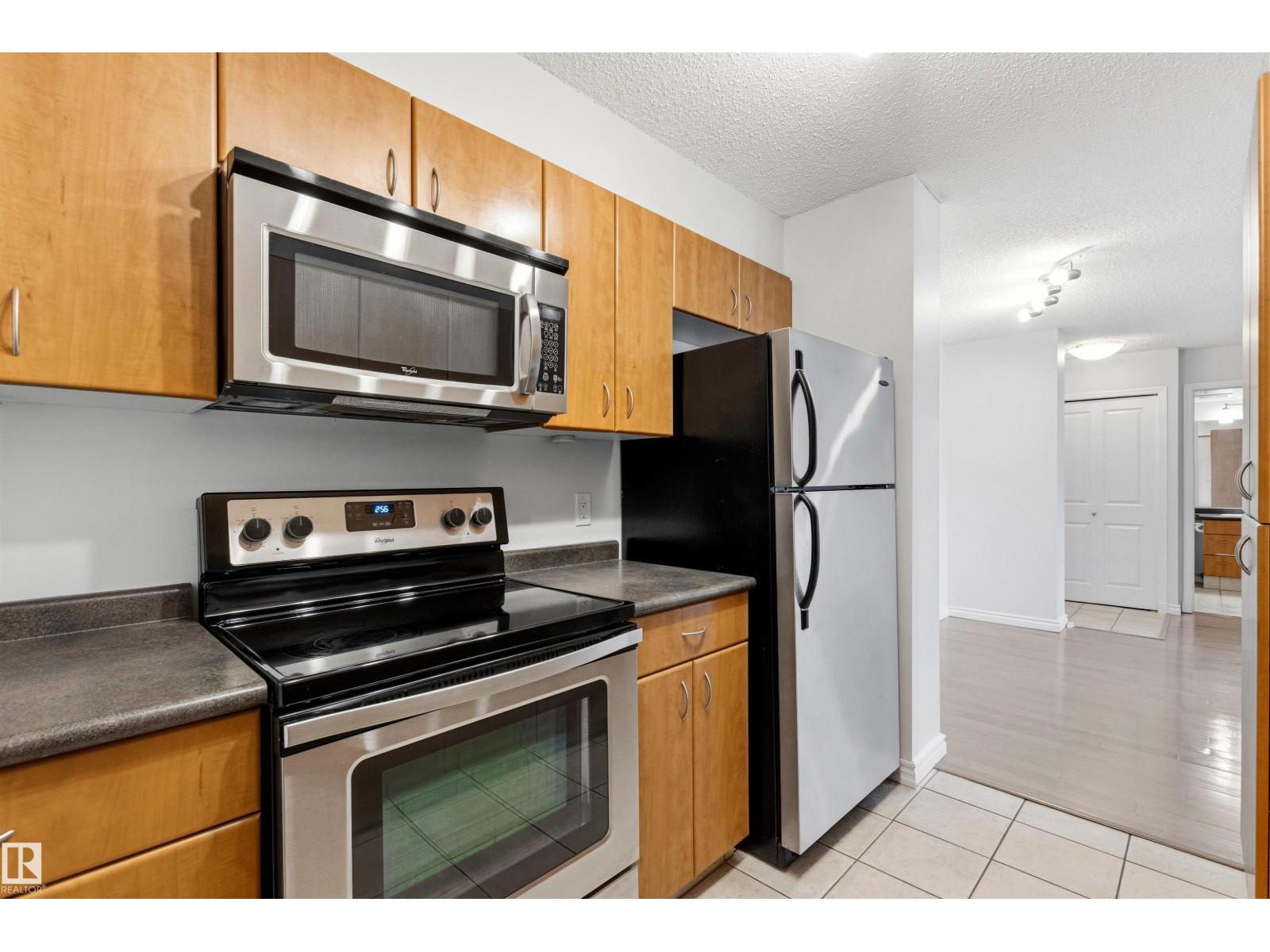#1404 10303 105 ST NW — photo 16