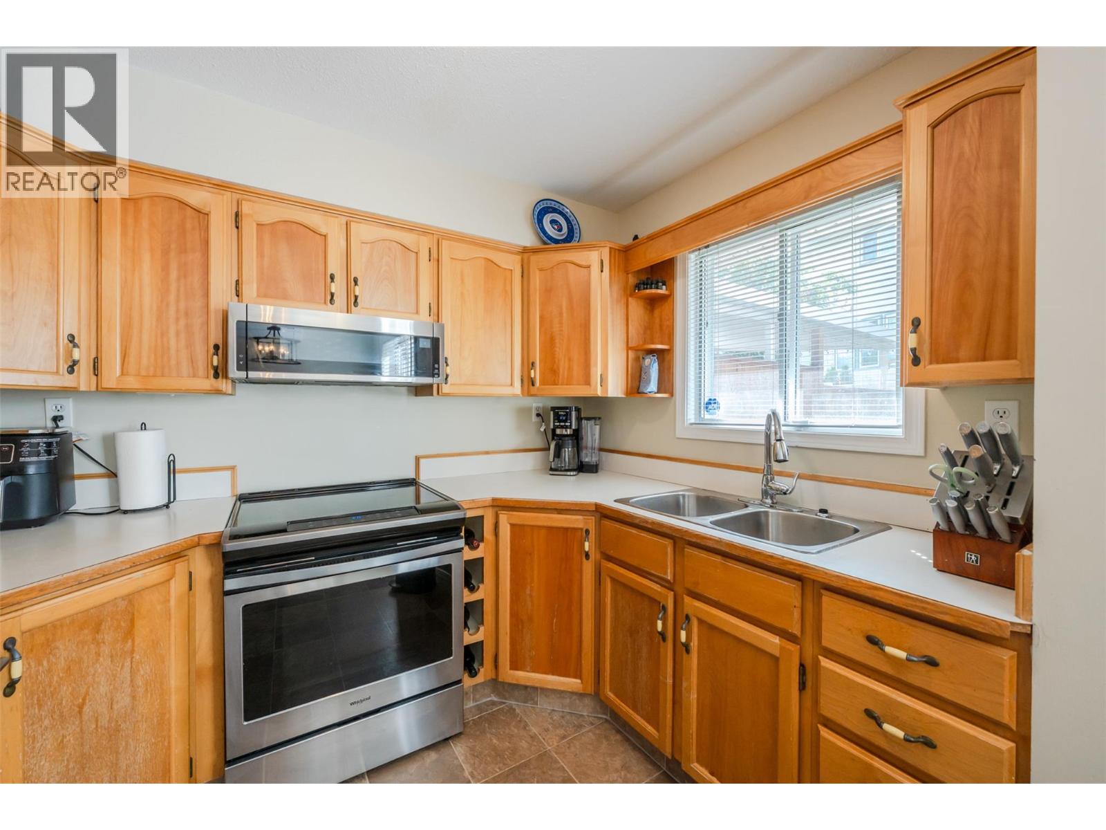 #106 1006 King Street - 15